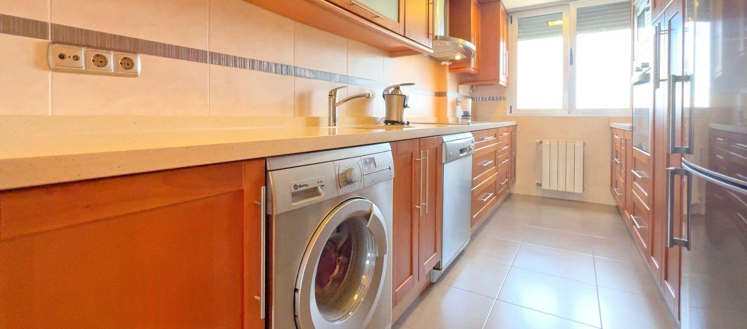Apartament w Alicante, Hiszpania 4 sypialnie, 108 mkw. nr 181772