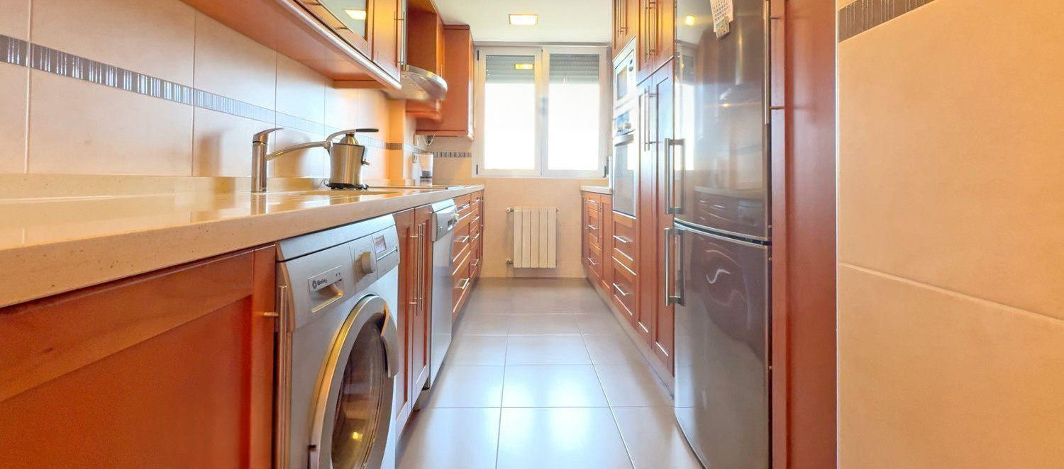 Apartament w Alicante, Hiszpania 4 sypialnie, 108 mkw. nr 181772