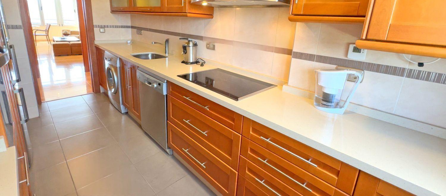 Apartament w Alicante, Hiszpania 4 sypialnie, 108 mkw. nr 181772