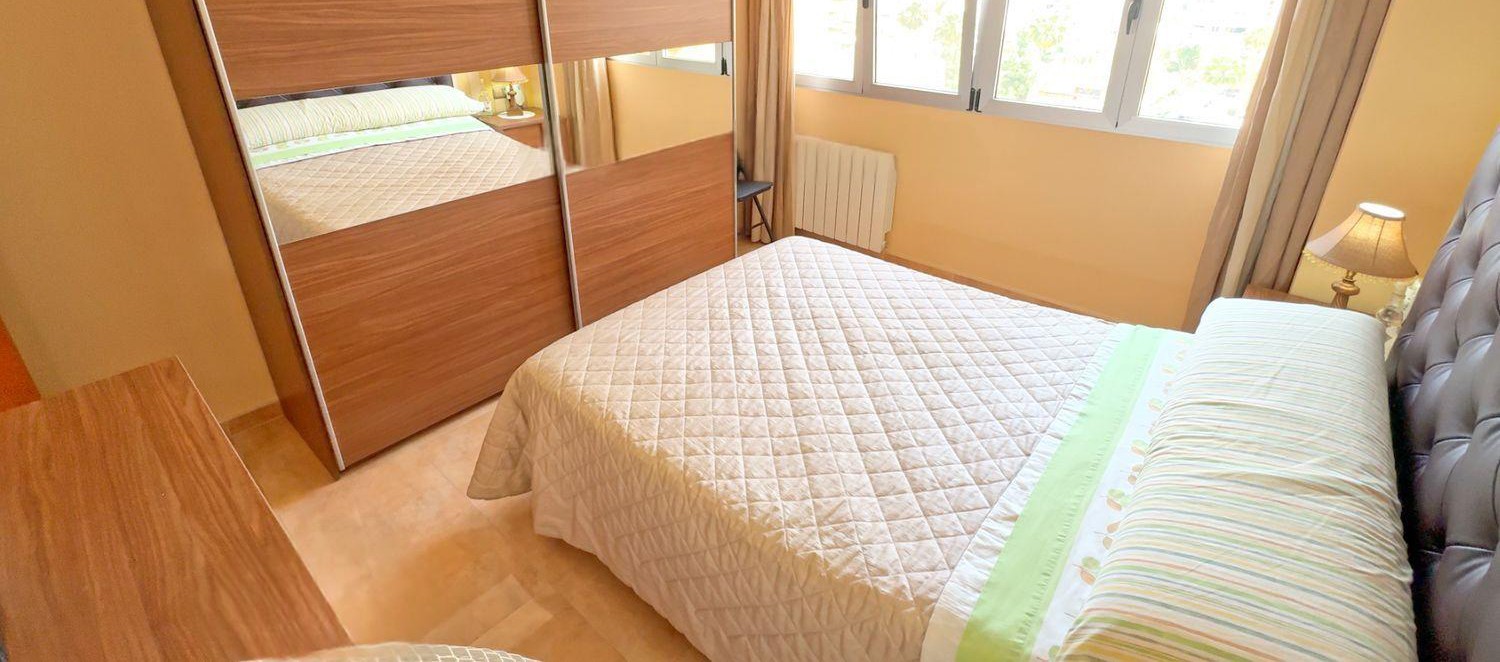 Apartament w Alicante, Hiszpania 4 sypialnie, 108 mkw. nr 181772
