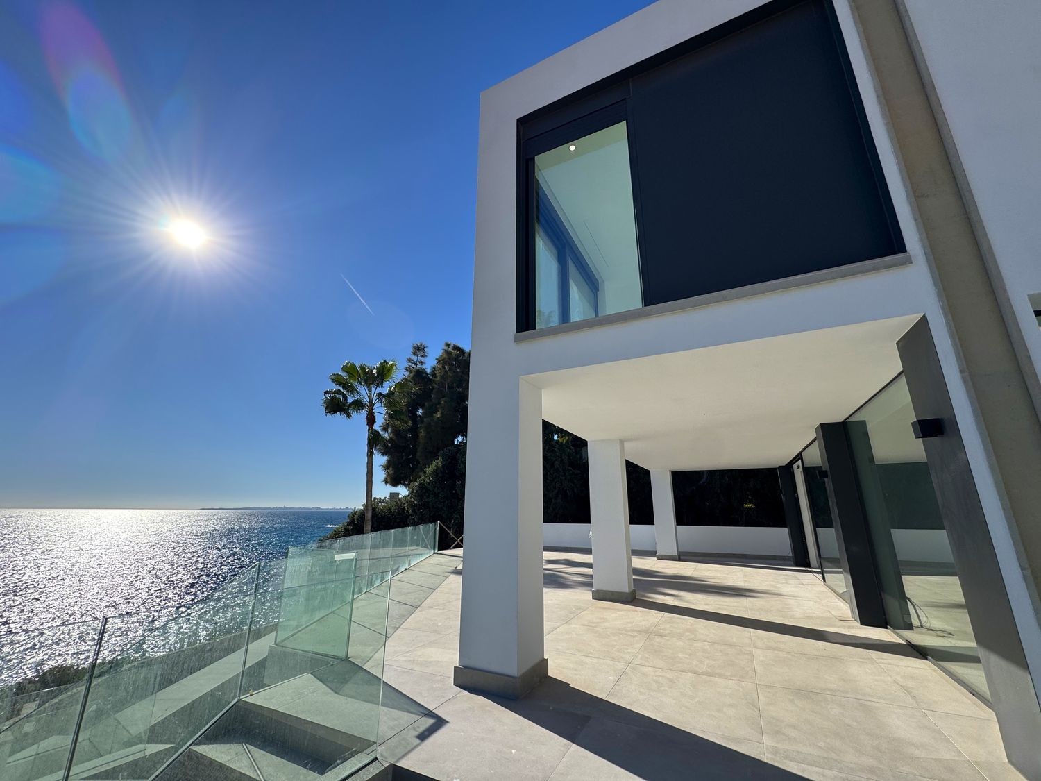 Villa in El Campello, Alicante, Spain 5 bedrooms, 365 sq.m. No. 181771