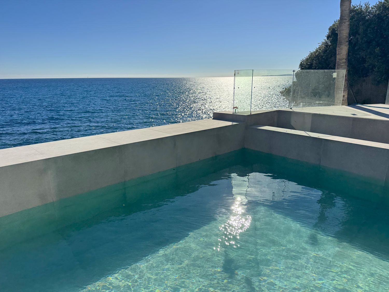 Villa in El Campello, Alicante, Spain 5 bedrooms, 365 sq.m. No. 181771
