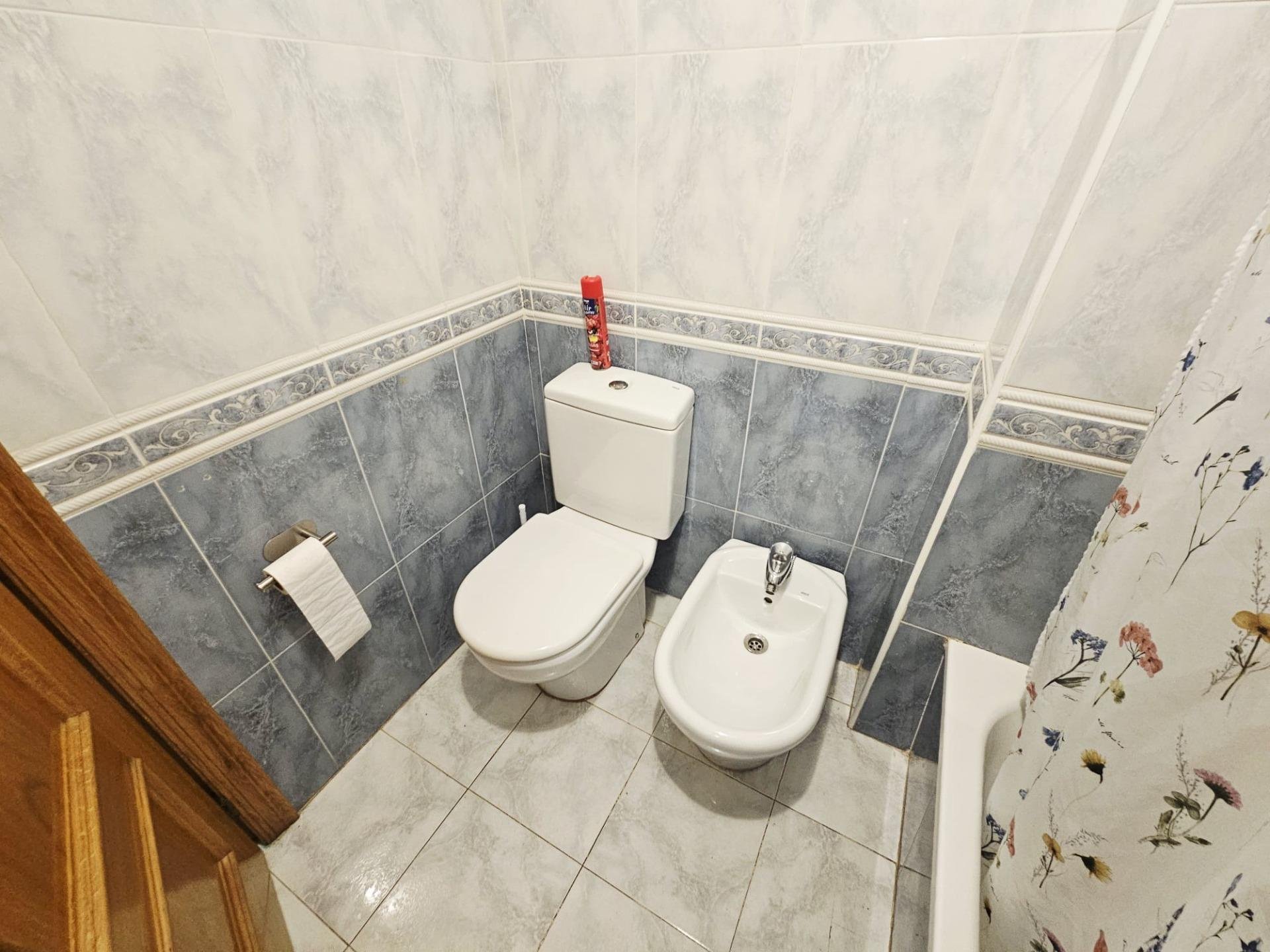 Apartamento en Torrevieja, Alicante, España 3 dormitorios, 126 m2 No. 155625