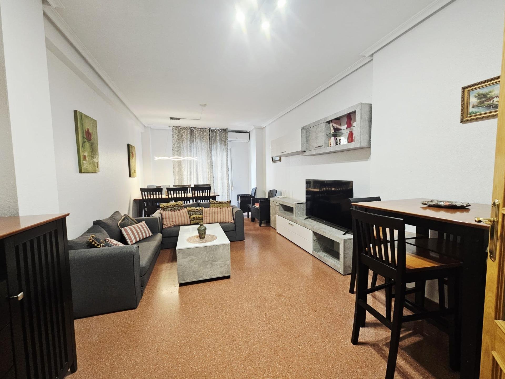 Apartamento en Torrevieja, Alicante, España 3 dormitorios, 126 m2 No. 155625