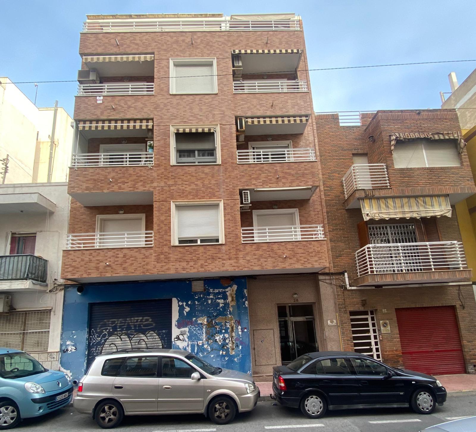 Apartamento en Torrevieja, Alicante, España 3 dormitorios, 126 m2 No. 155625