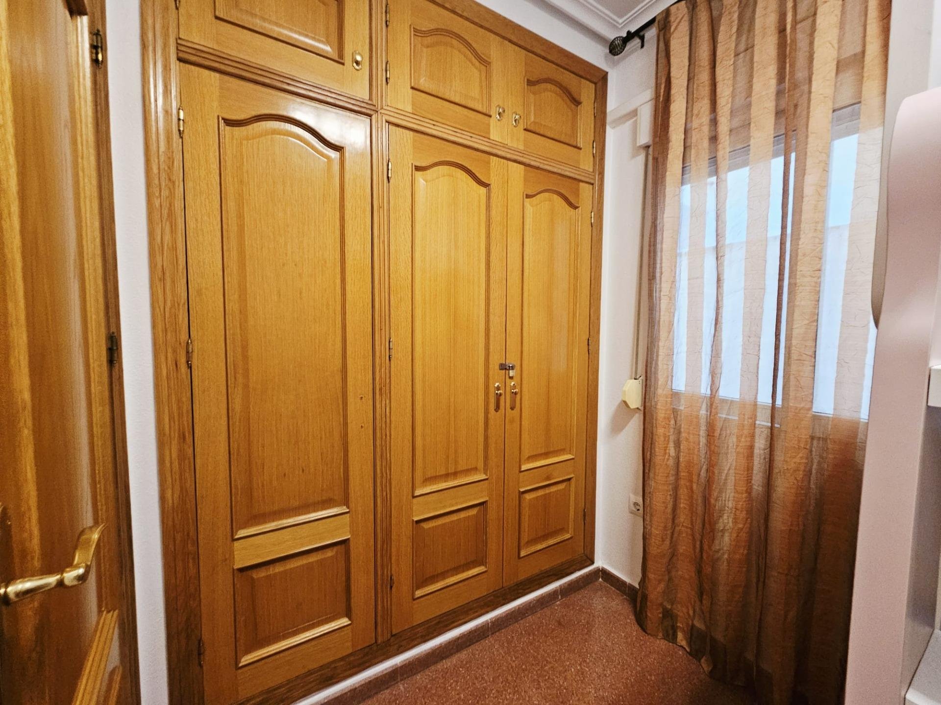Apartamento en Torrevieja, Alicante, España 3 dormitorios, 126 m2 No. 155625