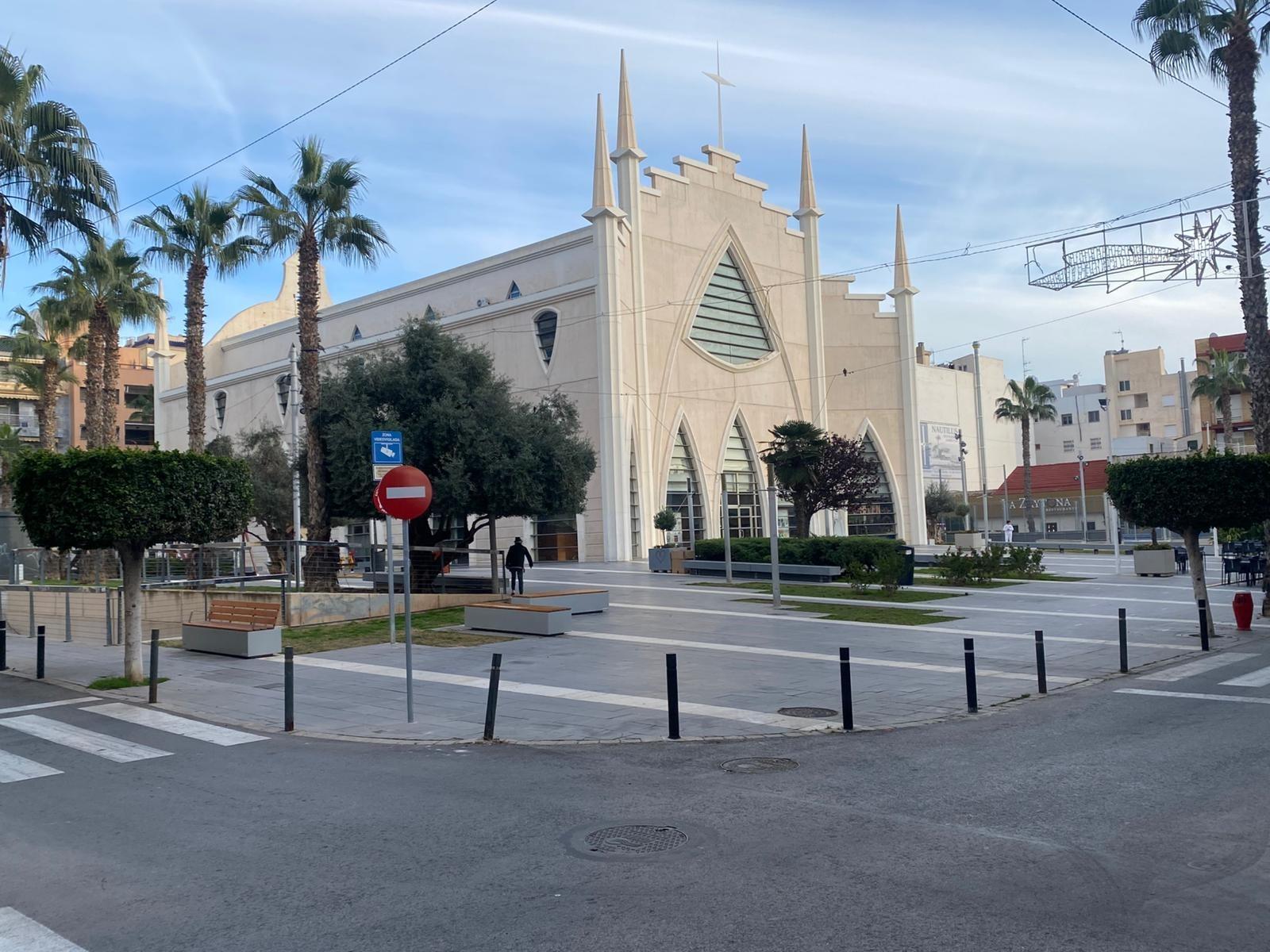 Apartamento en Torrevieja, Alicante, España 3 dormitorios, 126 m2 No. 155625