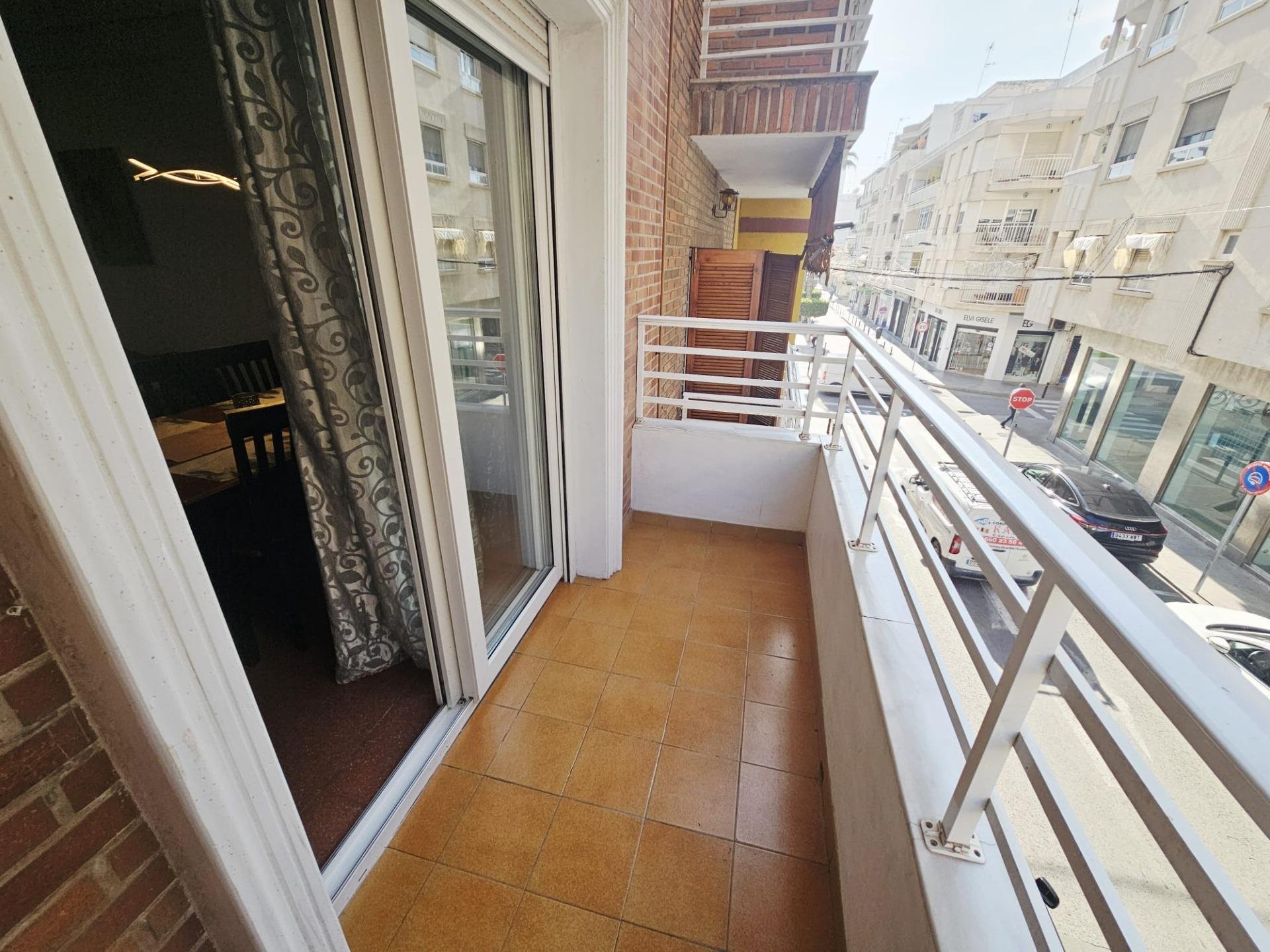 Apartamento en Torrevieja, Alicante, España 3 dormitorios, 126 m2 No. 155625