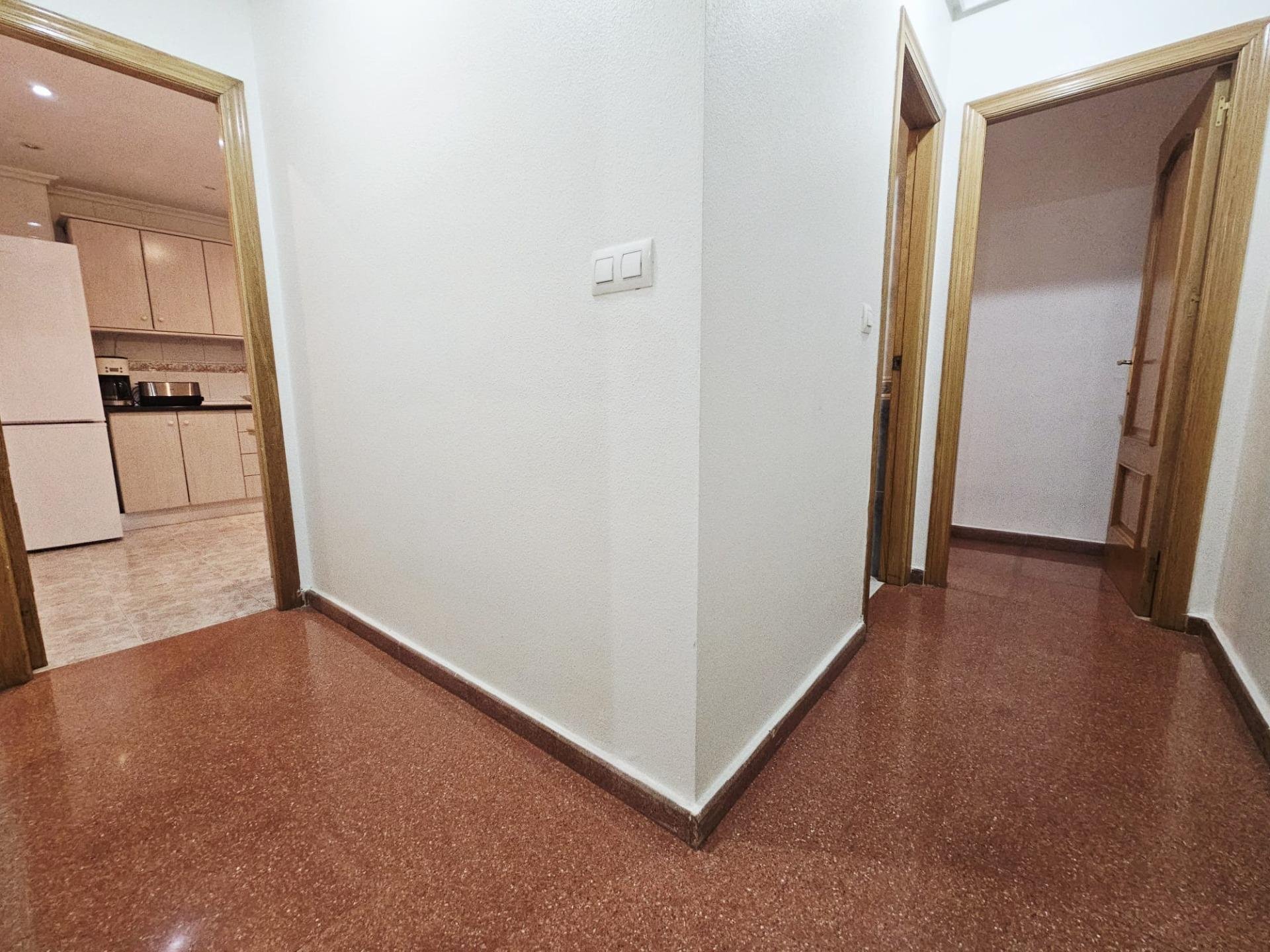Apartamento en Torrevieja, Alicante, España 3 dormitorios, 126 m2 No. 155625