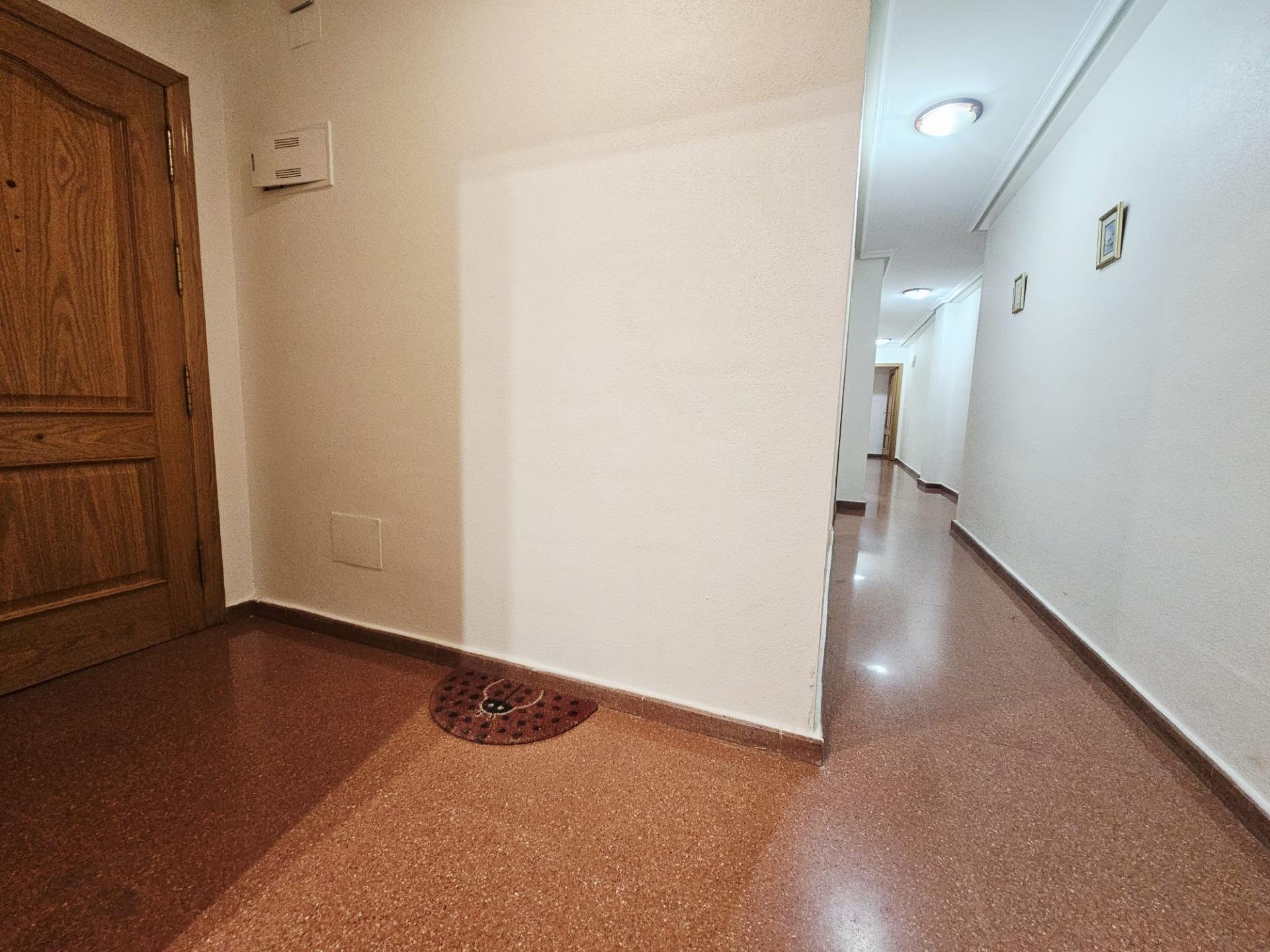 Apartamento en Torrevieja, Alicante, España 3 dormitorios, 126 m2 No. 155625