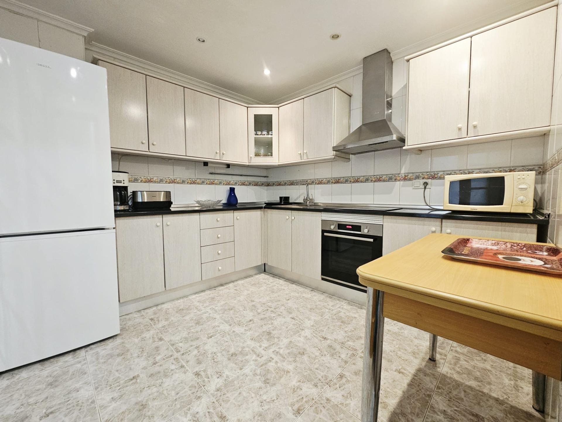 Apartamento en Torrevieja, Alicante, España 3 dormitorios, 126 m2 No. 155625