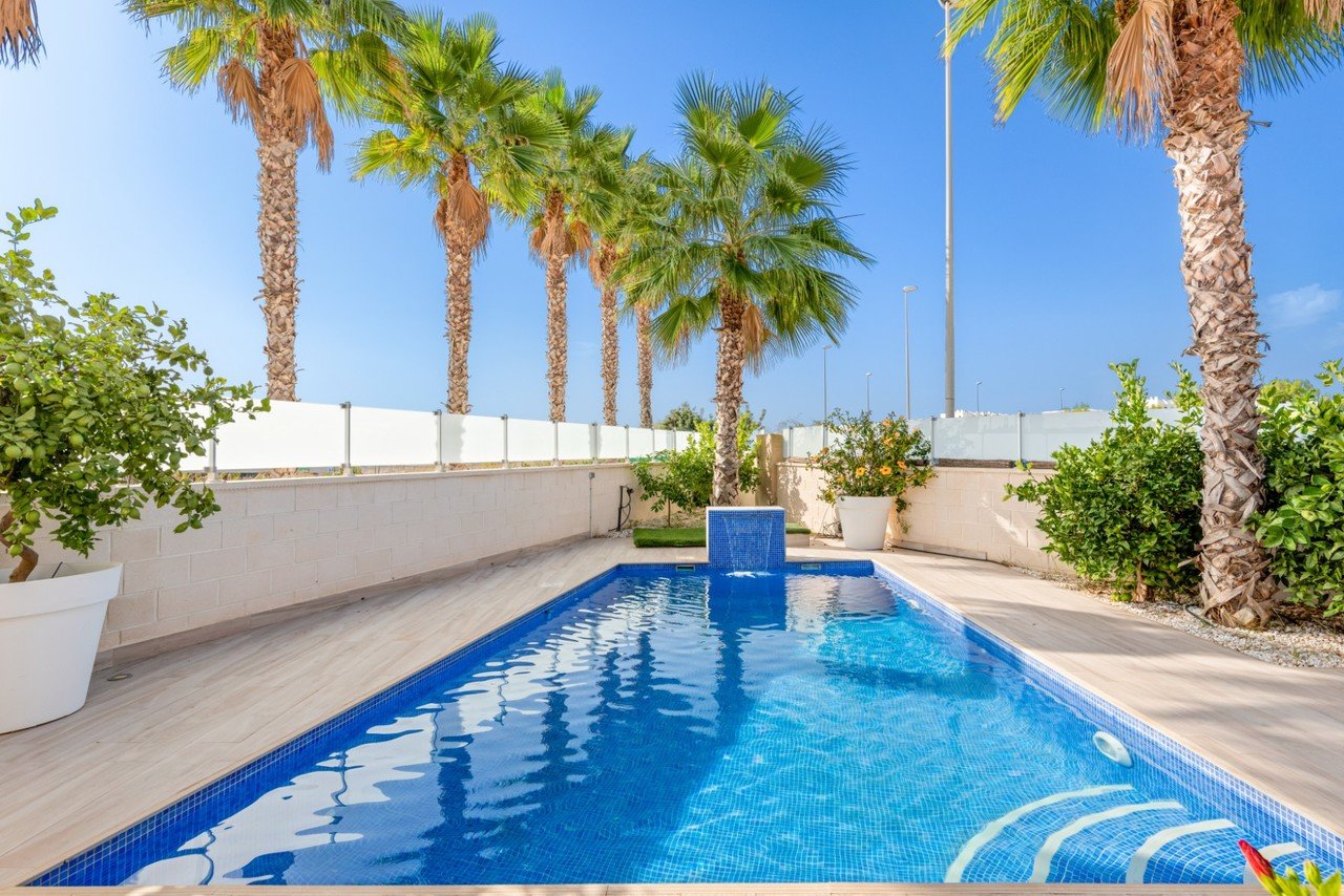Villa Cabo Roig, Alicante, Spānijā 5 istabas, 180 m2 Nr. 148615