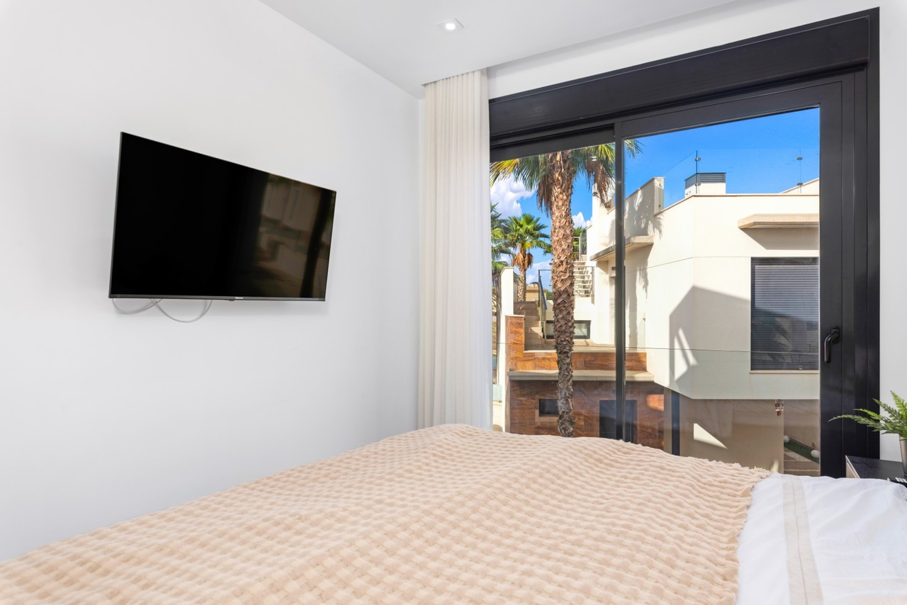 Villa Cabo Roig, Alicante, Spānijā 5 istabas, 180 m2 Nr. 148615
