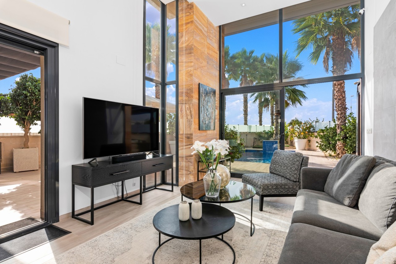 Villa Cabo Roig, Alicante, Spānijā 5 istabas, 180 m2 Nr. 148615