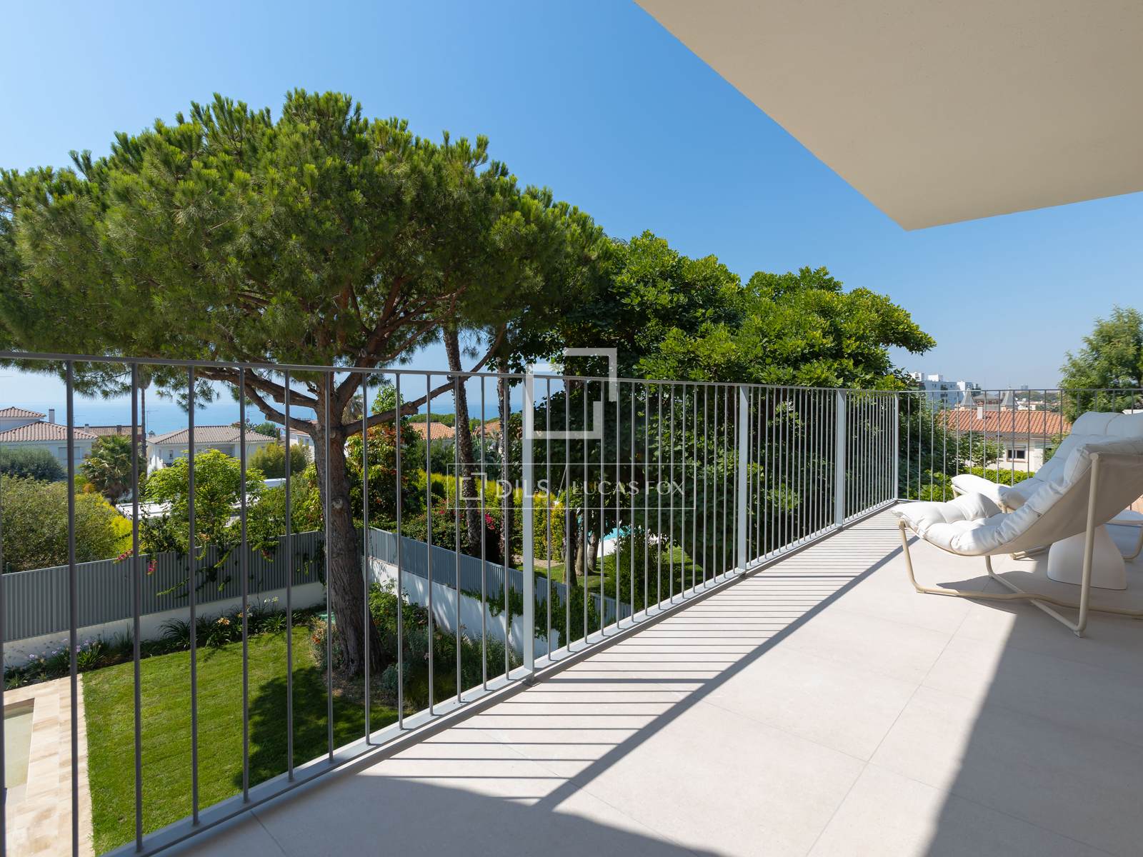Villa in El Masnou, Barcelona, Spain 6 bedrooms, 540 sq.m. No. 164875