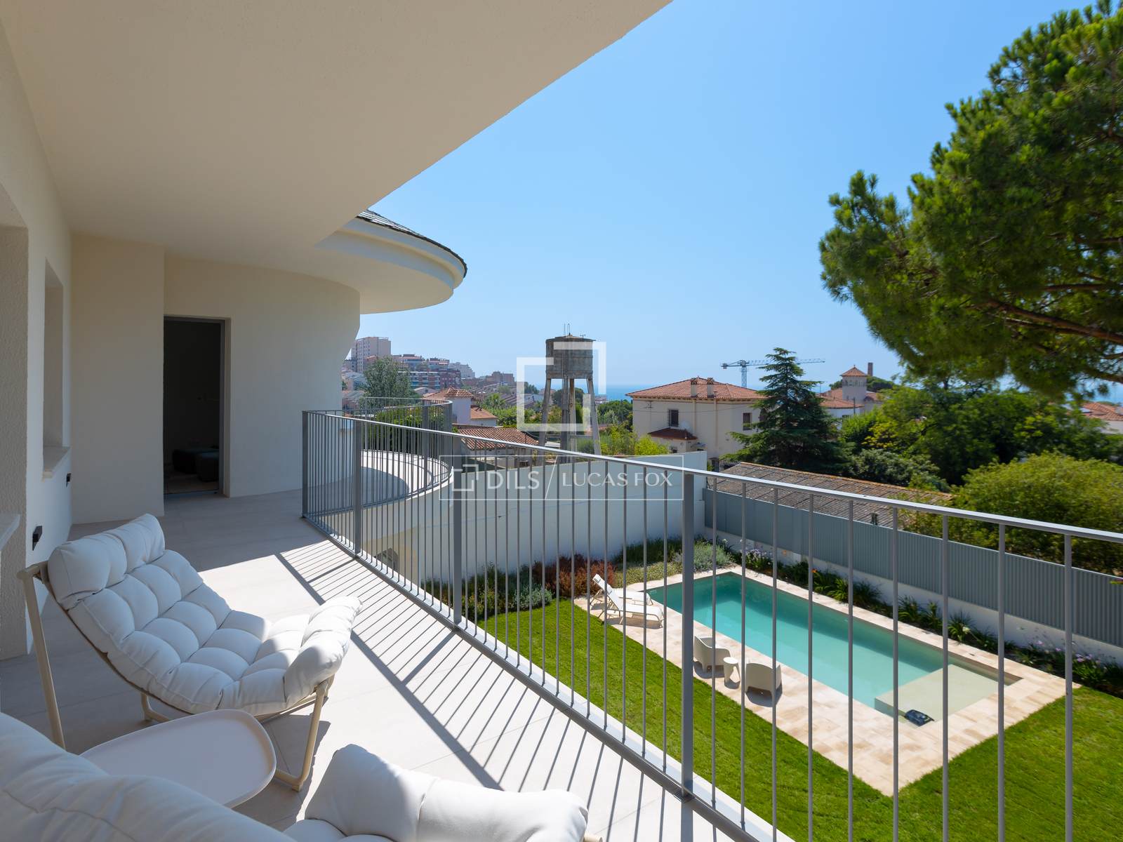 Villa in El Masnou, Barcelona, Spain 6 bedrooms, 540 sq.m. No. 164875