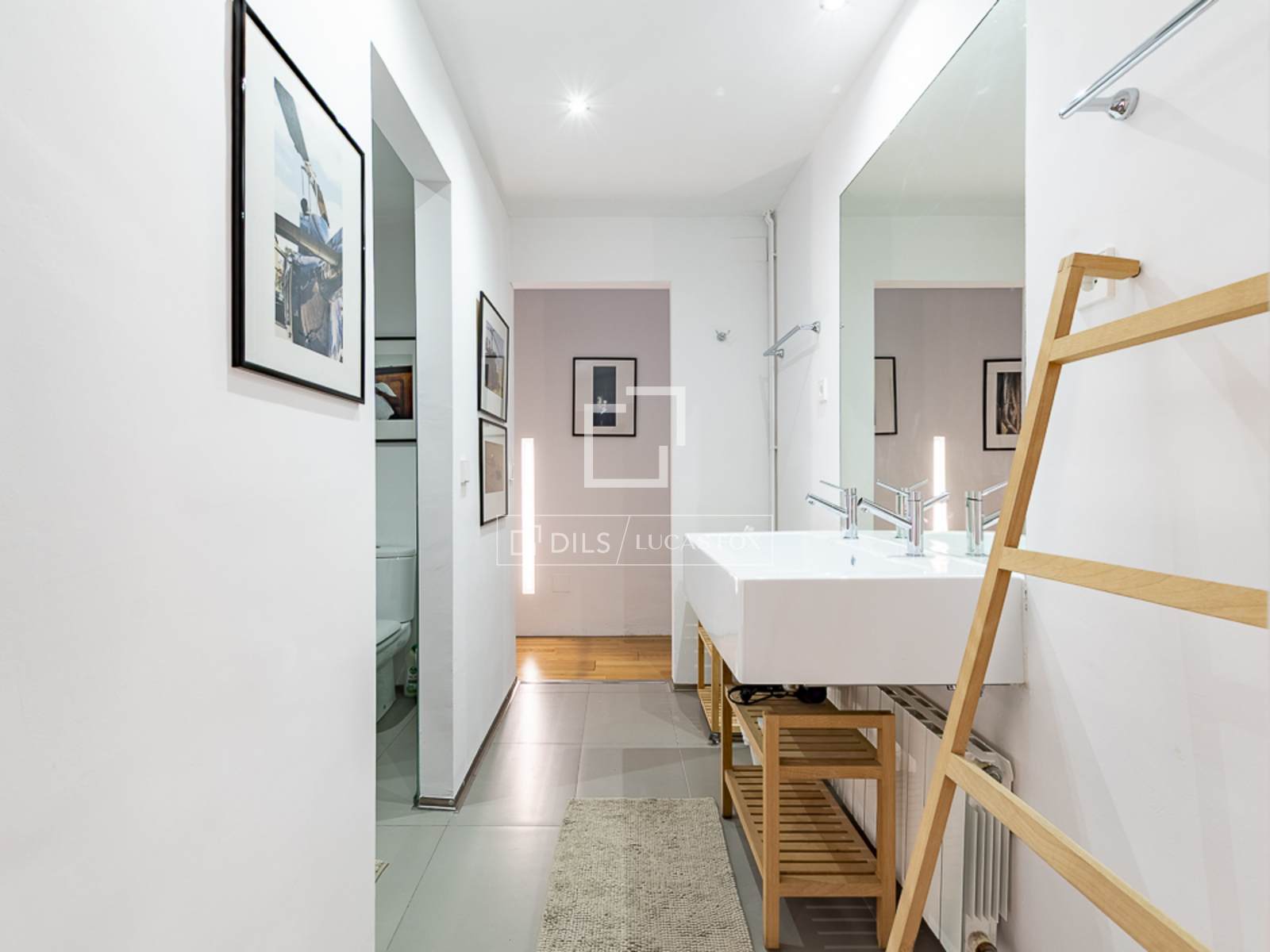 Wohnung in Barcelona, Spanien 2 Schlafzimmer, 120 m2 Nr. 164877
