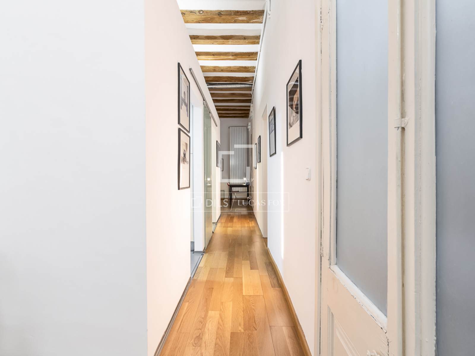 Wohnung in Barcelona, Spanien 2 Schlafzimmer, 120 m2 Nr. 164877