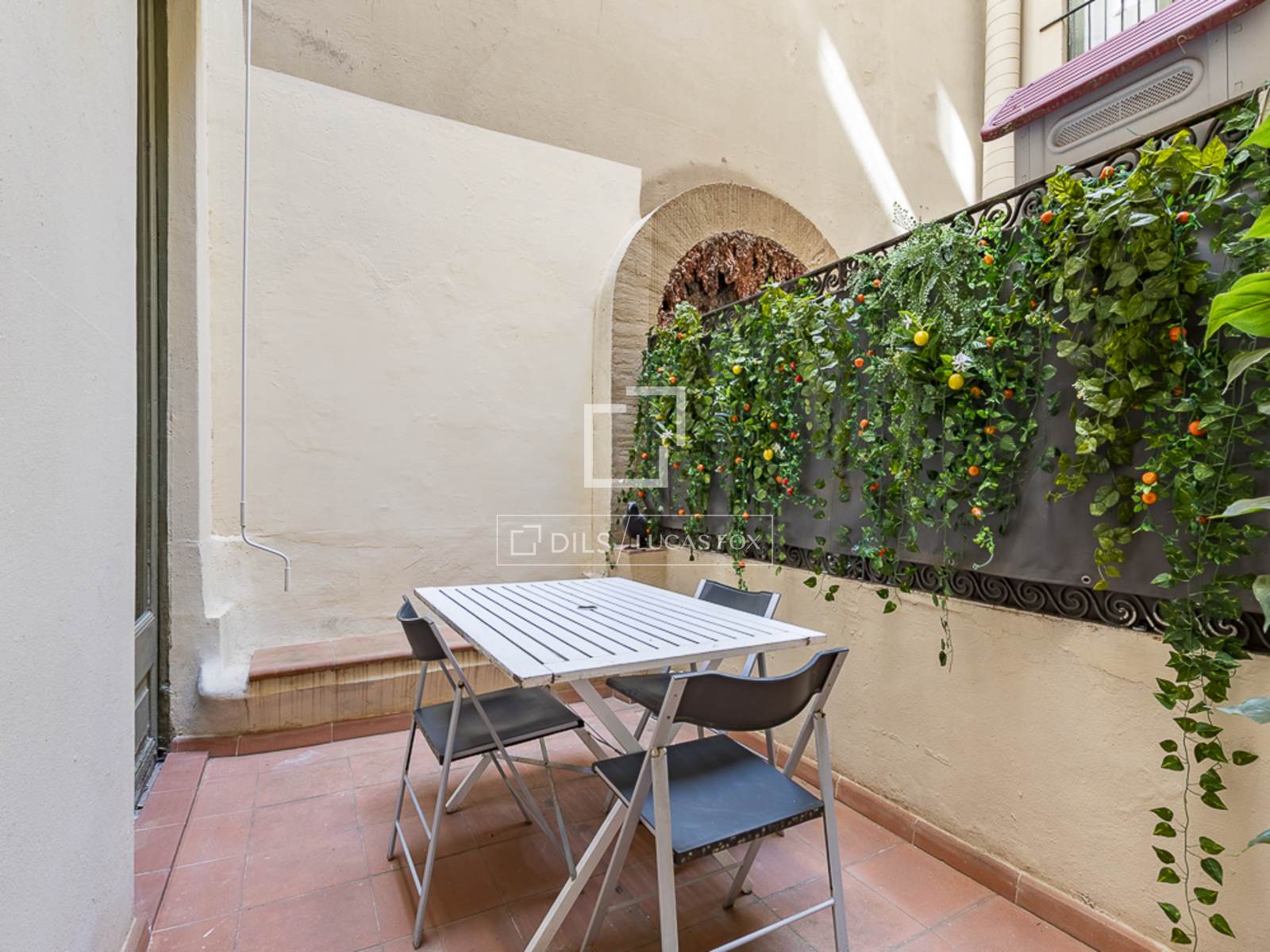 Wohnung in Barcelona, Spanien 2 Schlafzimmer, 120 m2 Nr. 164877