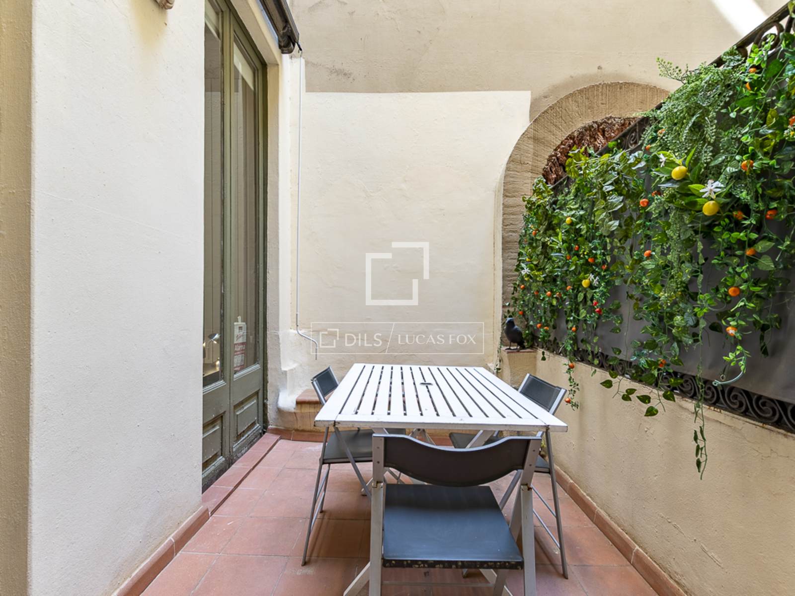 Wohnung in Barcelona, Spanien 2 Schlafzimmer, 120 m2 Nr. 164877