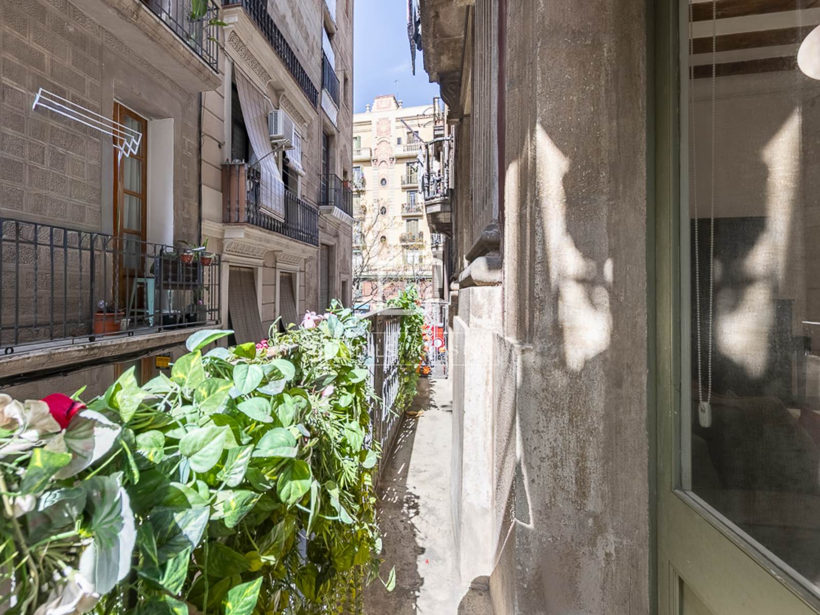 Wohnung in Barcelona, Spanien 2 Schlafzimmer, 120 m2 Nr. 164877