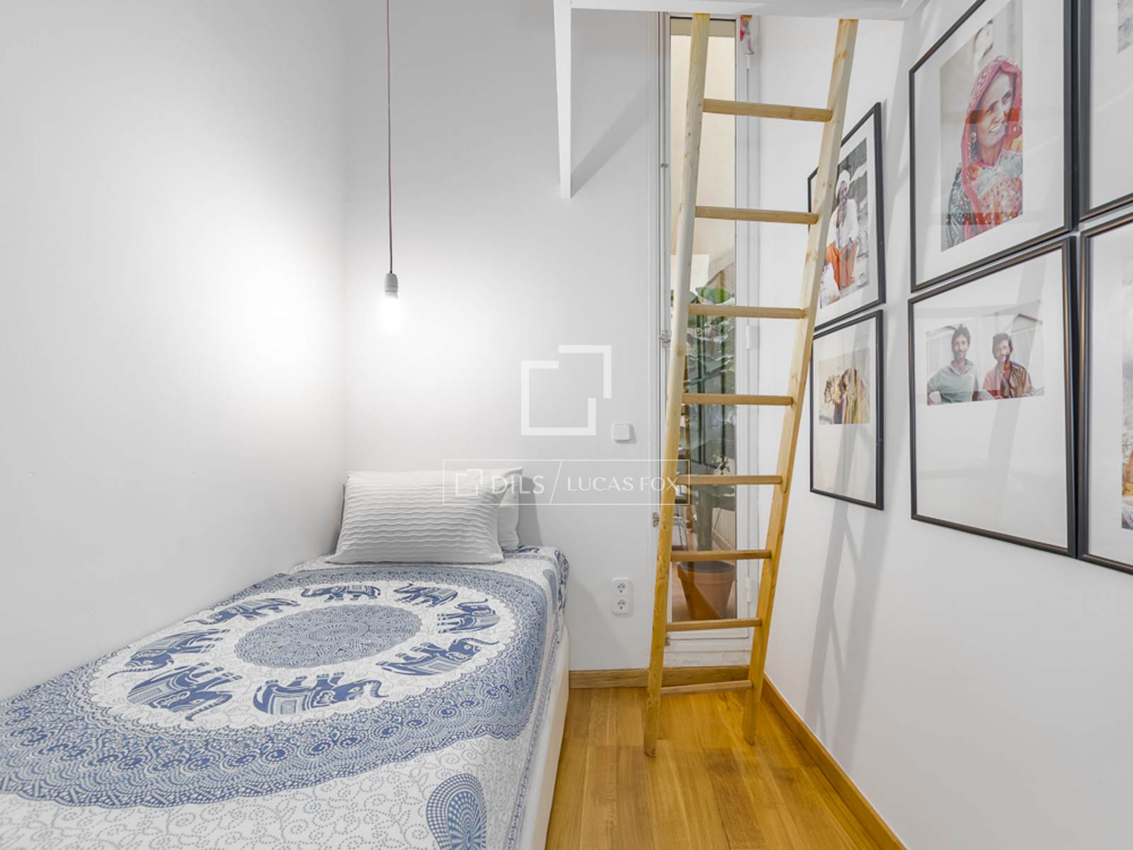 Wohnung in Barcelona, Spanien 2 Schlafzimmer, 120 m2 Nr. 164877