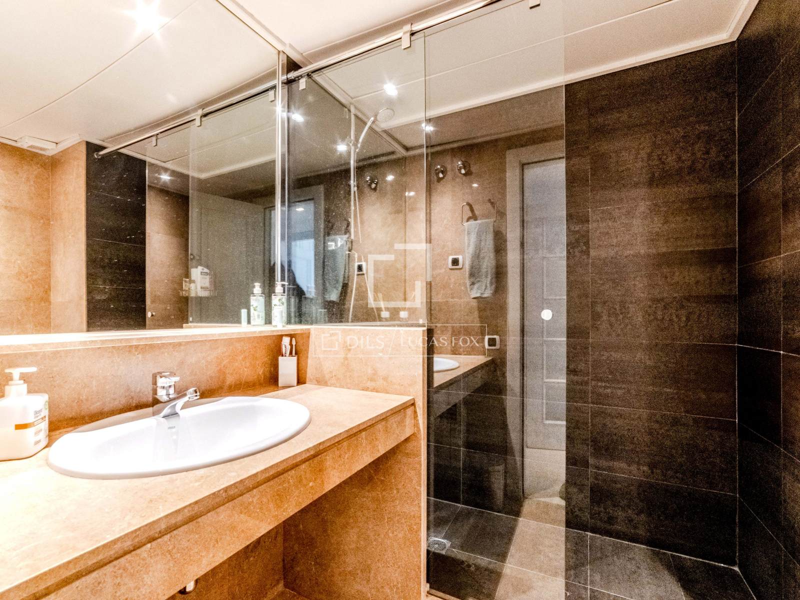Apartamento en Sitges, Barcelona, España 3 dormitorios, 163 m2 No. 164876