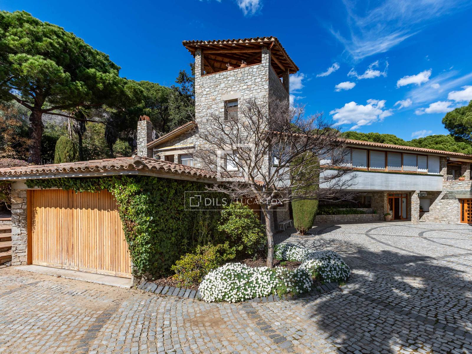 Villa Premia De Dalt, Barcelona, Spānijā 8 istabas, 578 m2 Nr. 164879