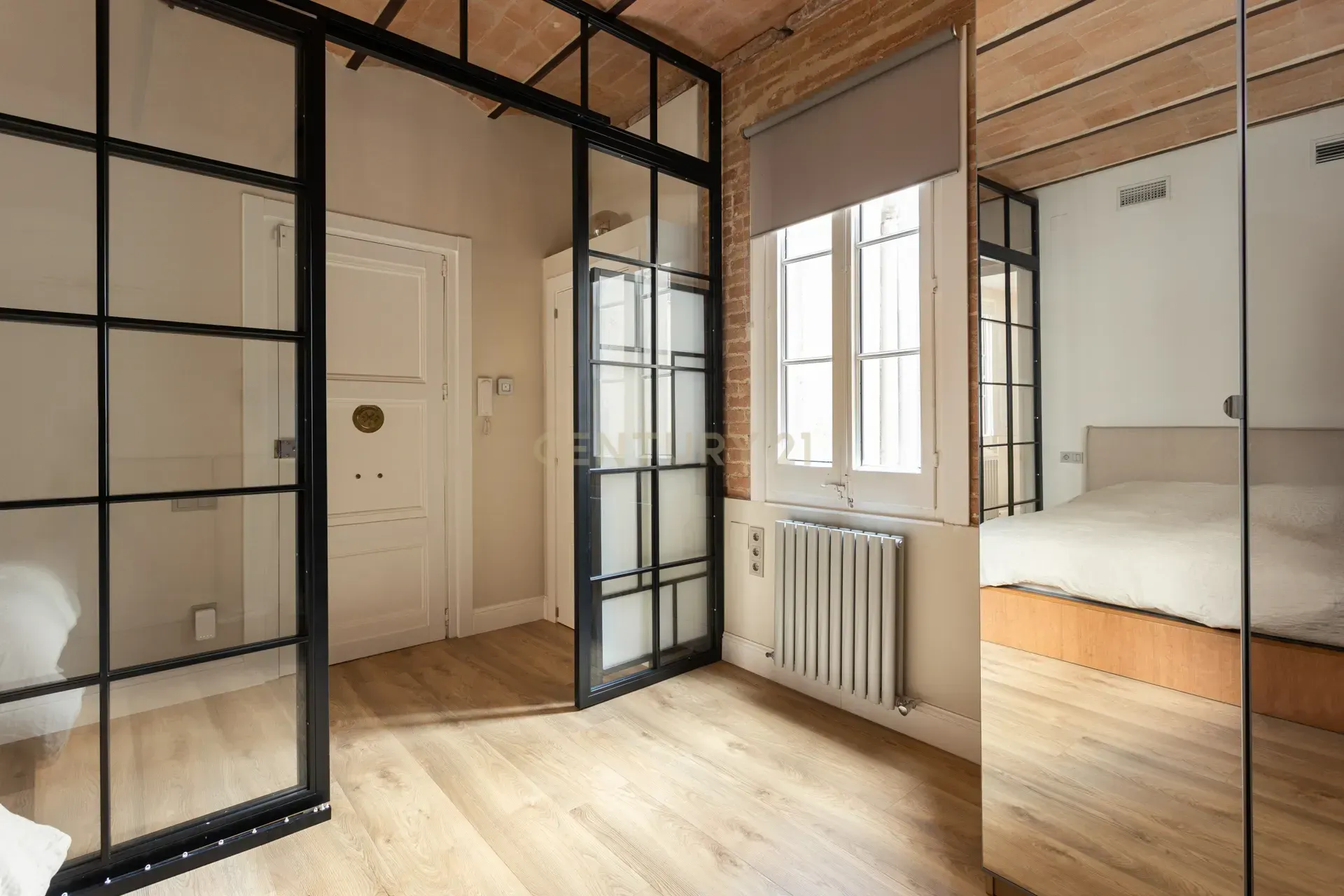 Wohnung in Barcelona, Spanien 1 Schlafzimmer, 99 m2 Nr. 168513