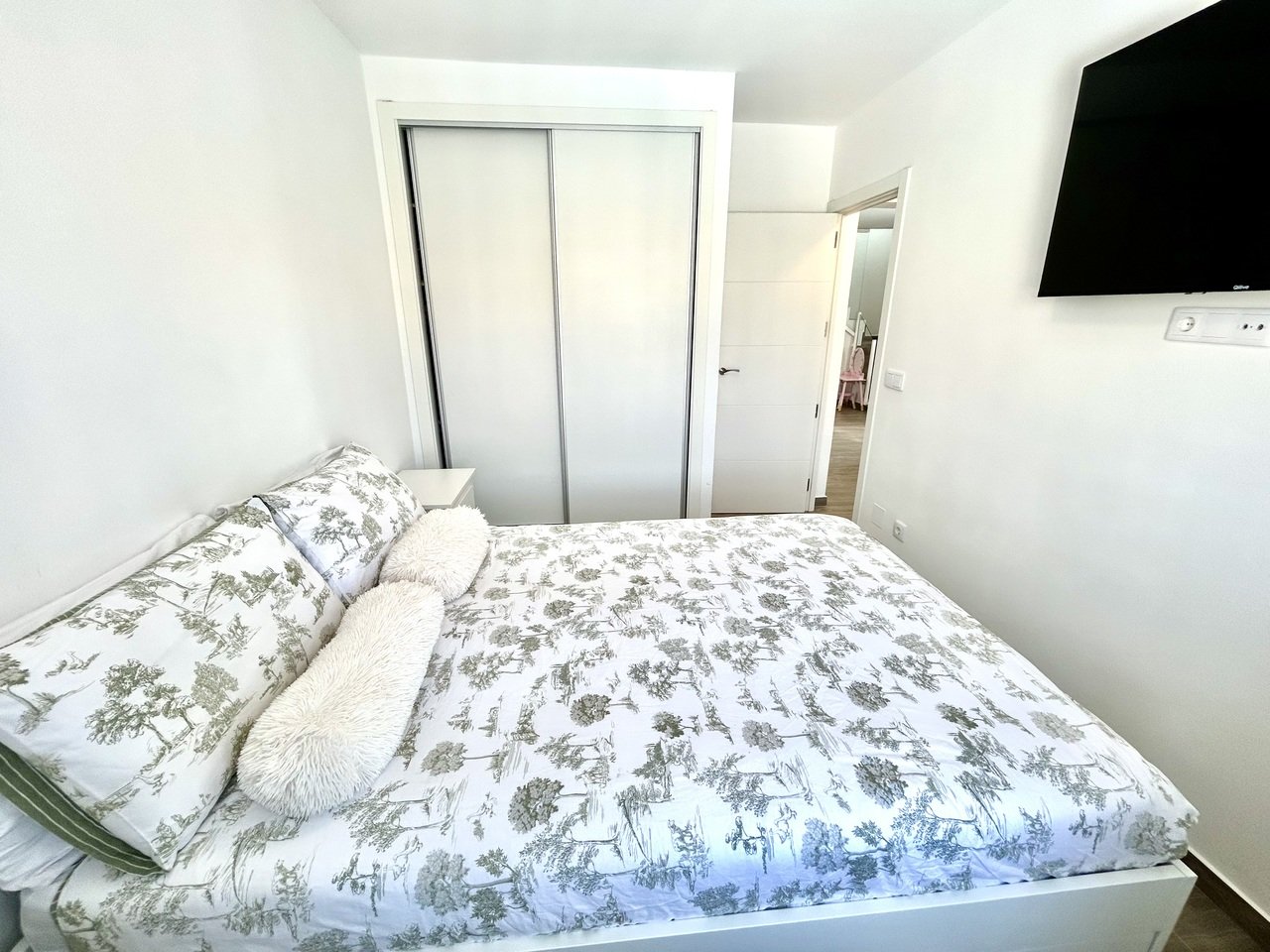 Huvila Villamartin, Alicante, Espanja 5 makuuhuonetta, 166 m2 No. 189078