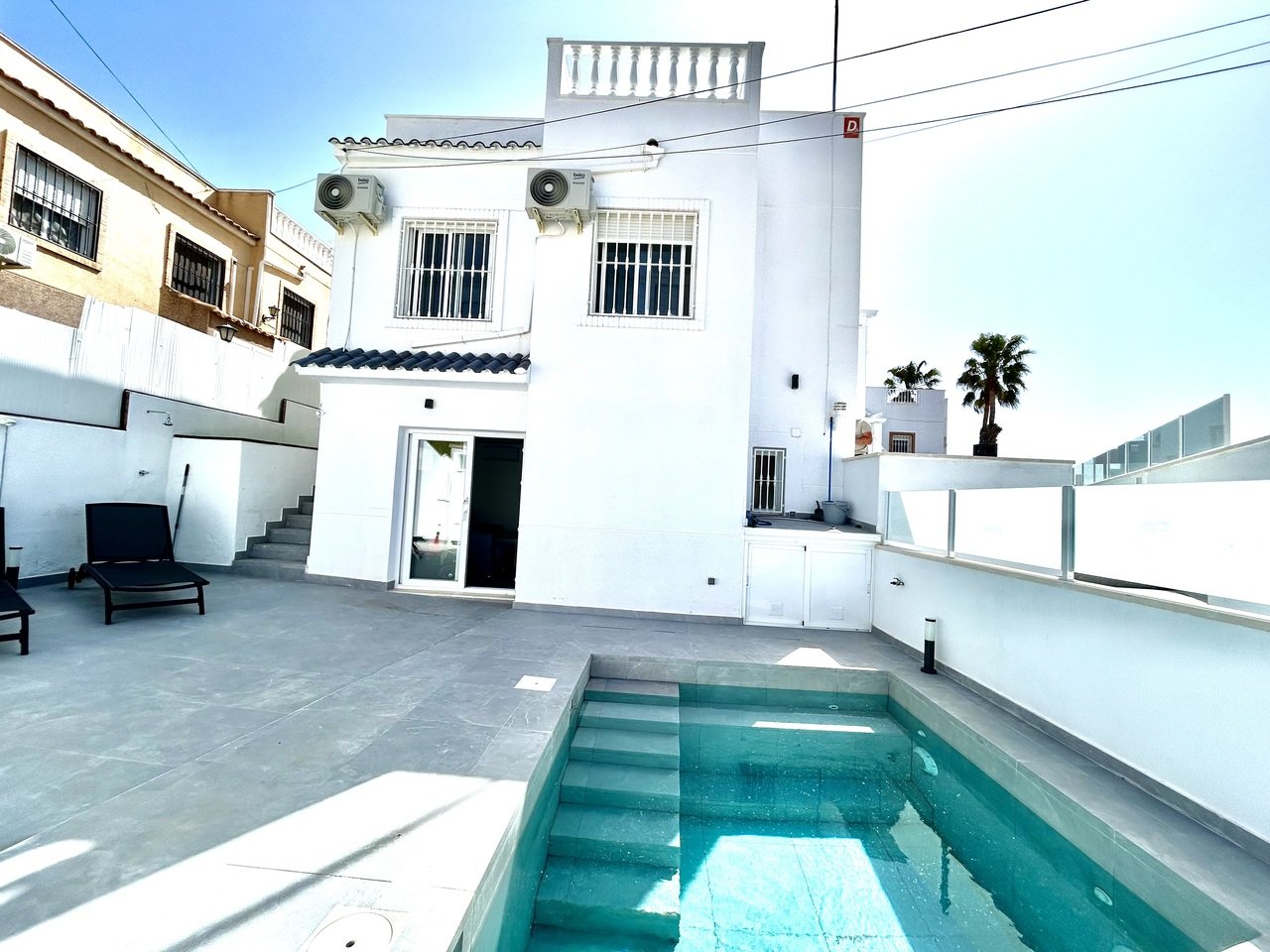 Huvila Villamartin, Alicante, Espanja 5 makuuhuonetta, 166 m2 No. 189078