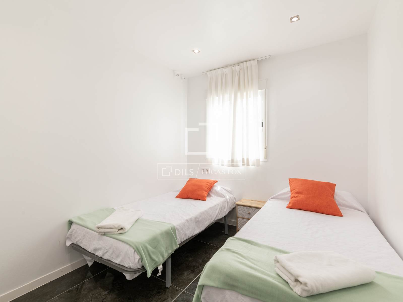 Villa a Castelldefels, Barcelona, Spagna 7 camere da letto, 496 mq. N° 151008