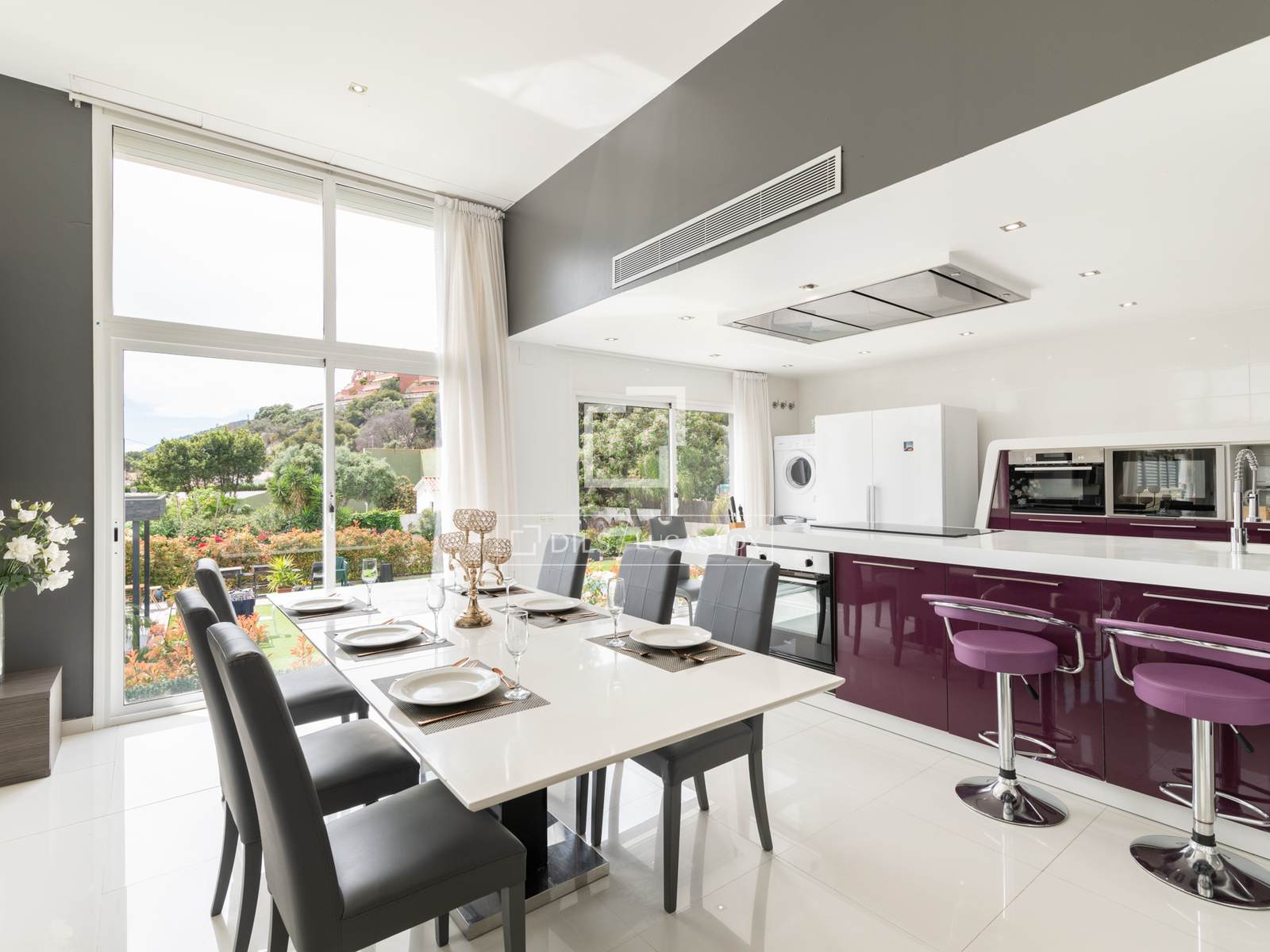 Villa a Castelldefels, Barcelona, Spagna 7 camere da letto, 496 mq. N° 151008