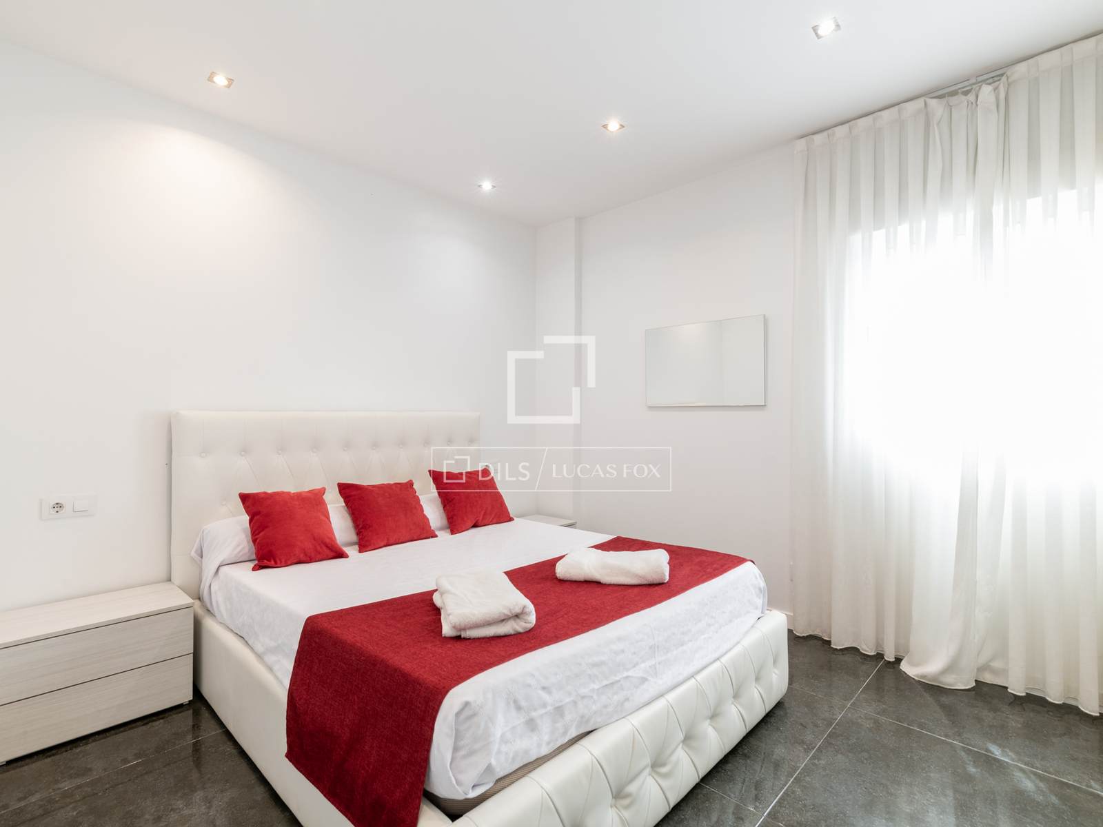 Villa a Castelldefels, Barcelona, Spagna 7 camere da letto, 496 mq. N° 151008