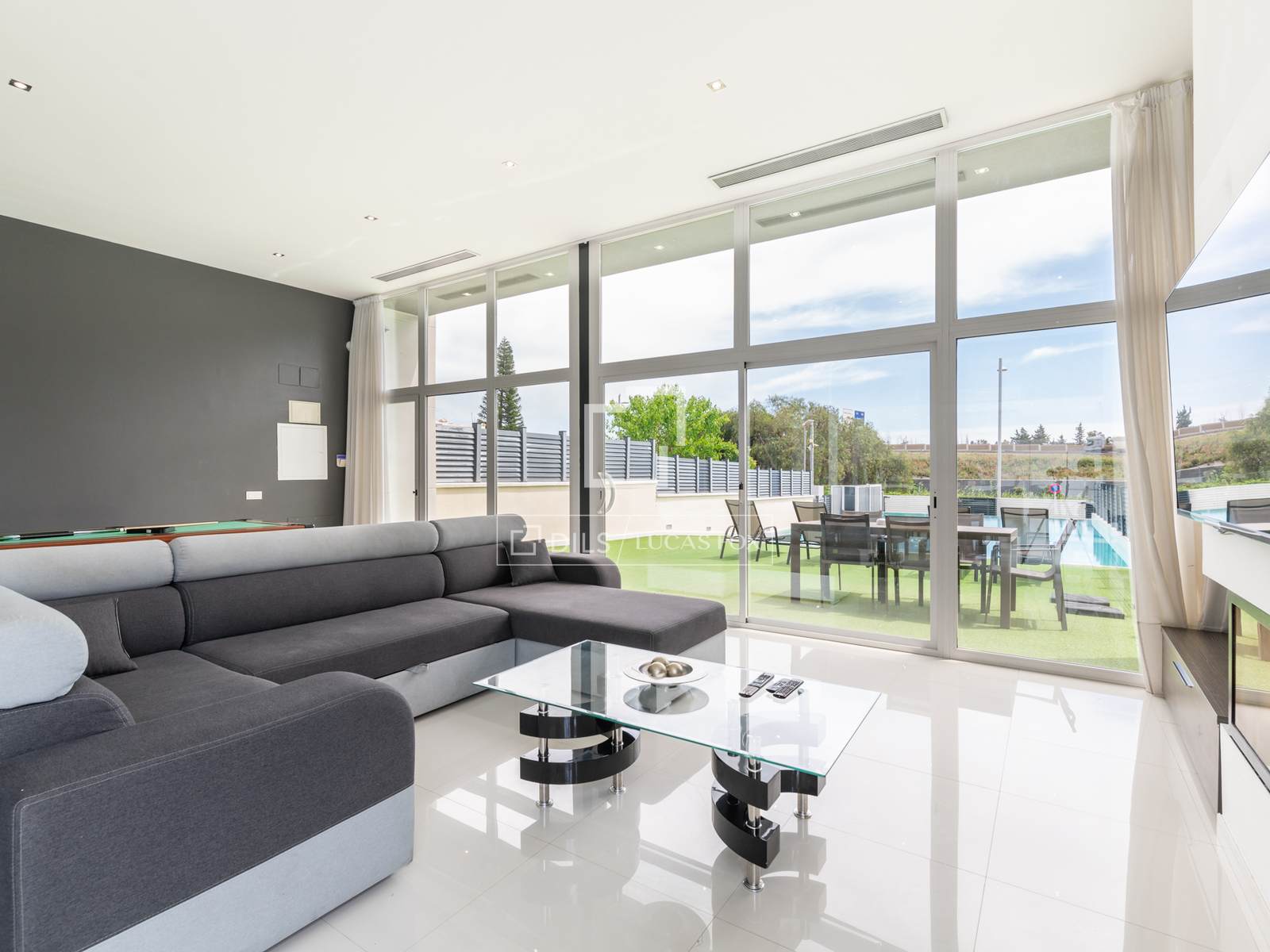 Villa a Castelldefels, Barcelona, Spagna 7 camere da letto, 496 mq. N° 151008