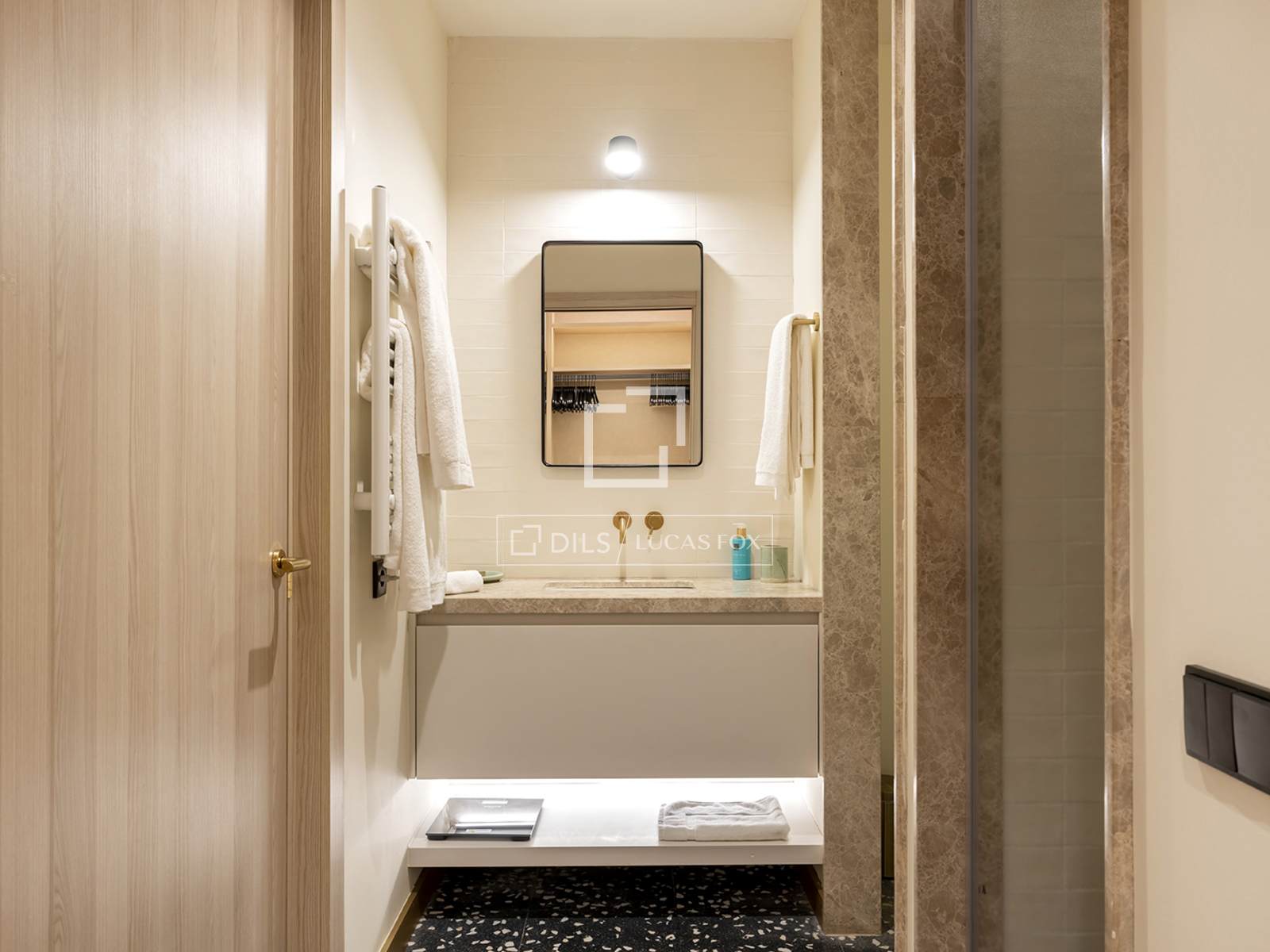 Apartment in Barcelona, Spain 2 bedrooms, 80 sq.m. No. 151012