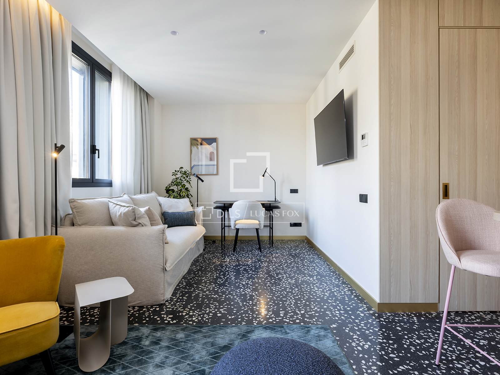 Квартира в Барселона, Испания 2 спальни, 80м2 №151011