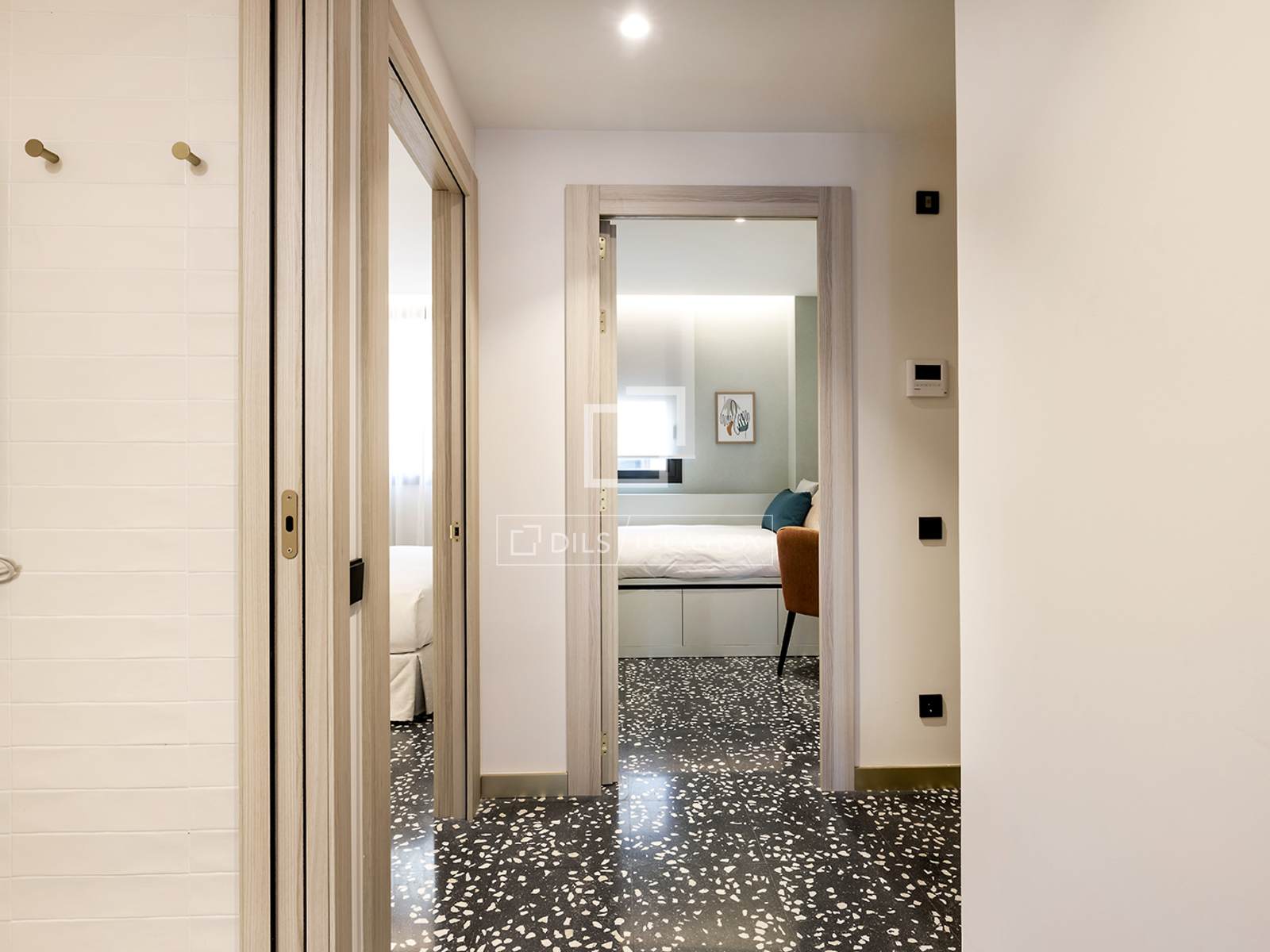 Apartamento en Barcelona, España 2 dormitorios, 57 m2 No. 151010