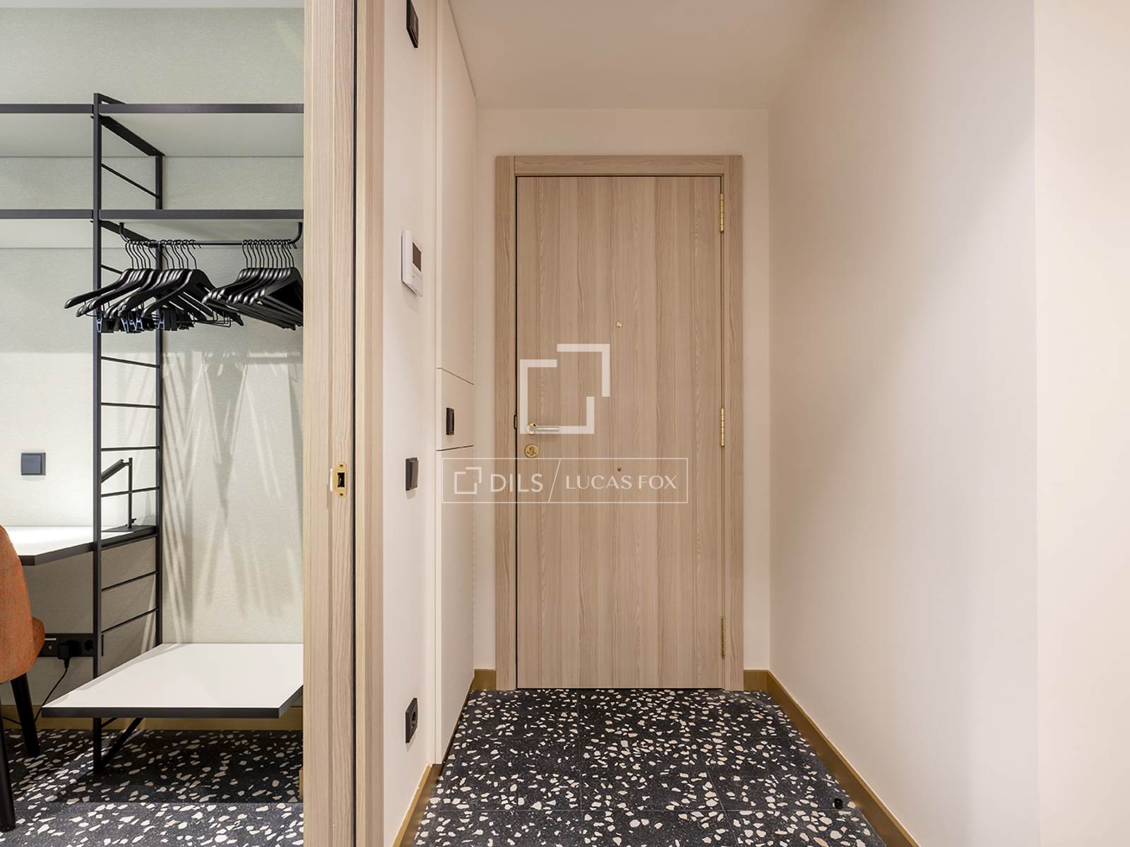 Apartamento en Barcelona, España 2 dormitorios, 57 m2 No. 151010
