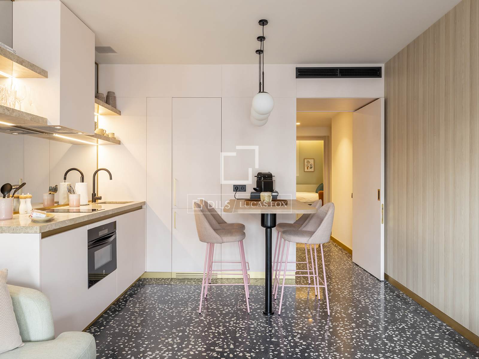 Apartamento en Barcelona, España 2 dormitorios, 57 m2 No. 151010