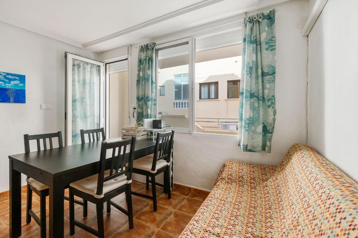 Wohnung in Torrevieja, Alicante, Spanien 3 Schlafzimmer, 68 m2 Nr. 183846
