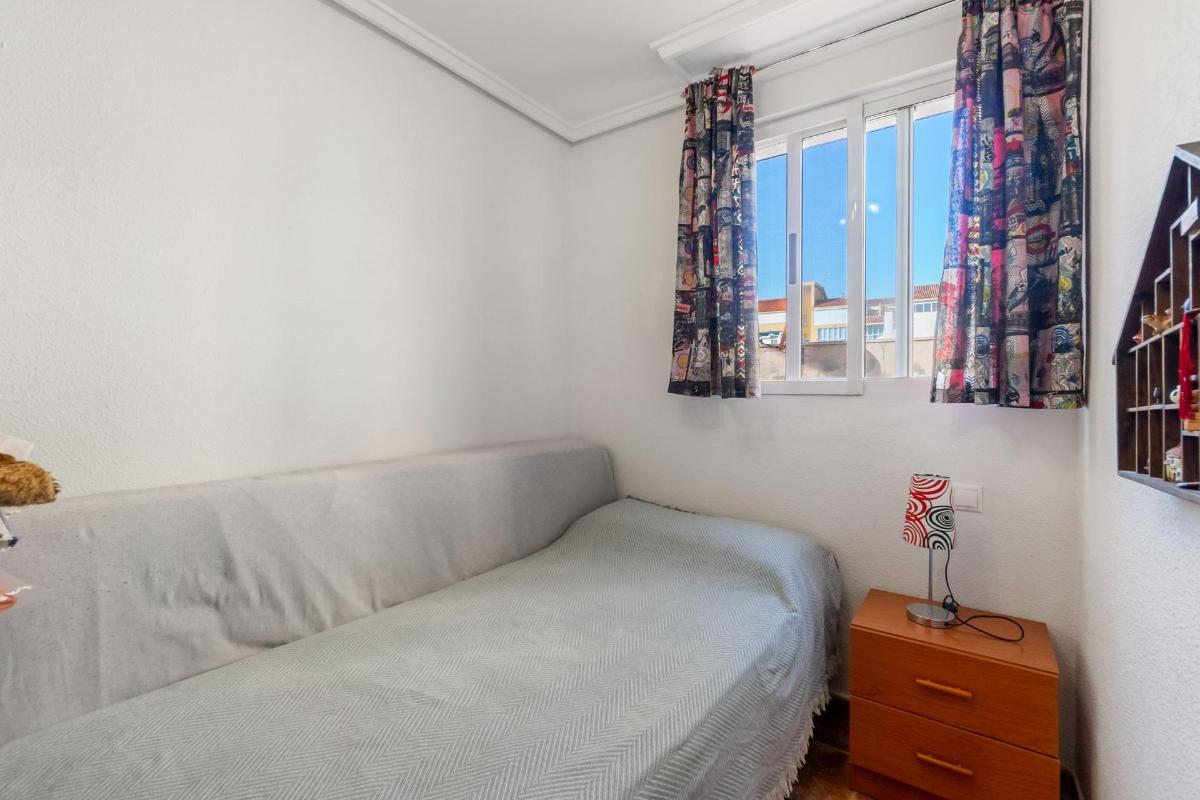 Wohnung in Torrevieja, Alicante, Spanien 3 Schlafzimmer, 68 m2 Nr. 183846