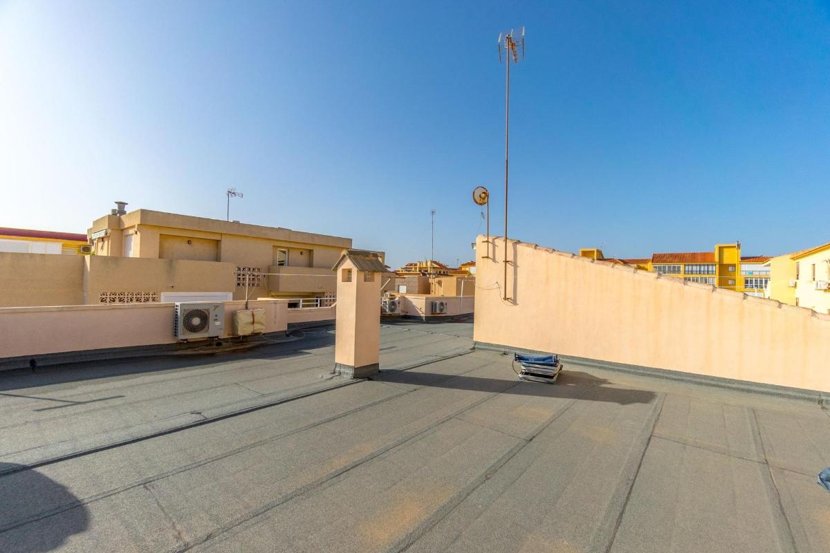 Wohnung in Torrevieja, Alicante, Spanien 3 Schlafzimmer, 68 m2 Nr. 183846