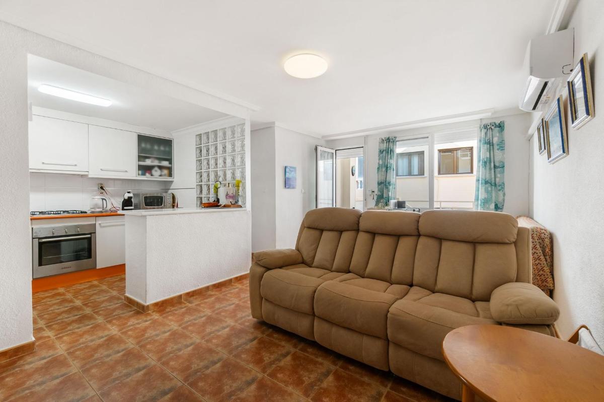 Wohnung in Torrevieja, Alicante, Spanien 3 Schlafzimmer, 68 m2 Nr. 183846