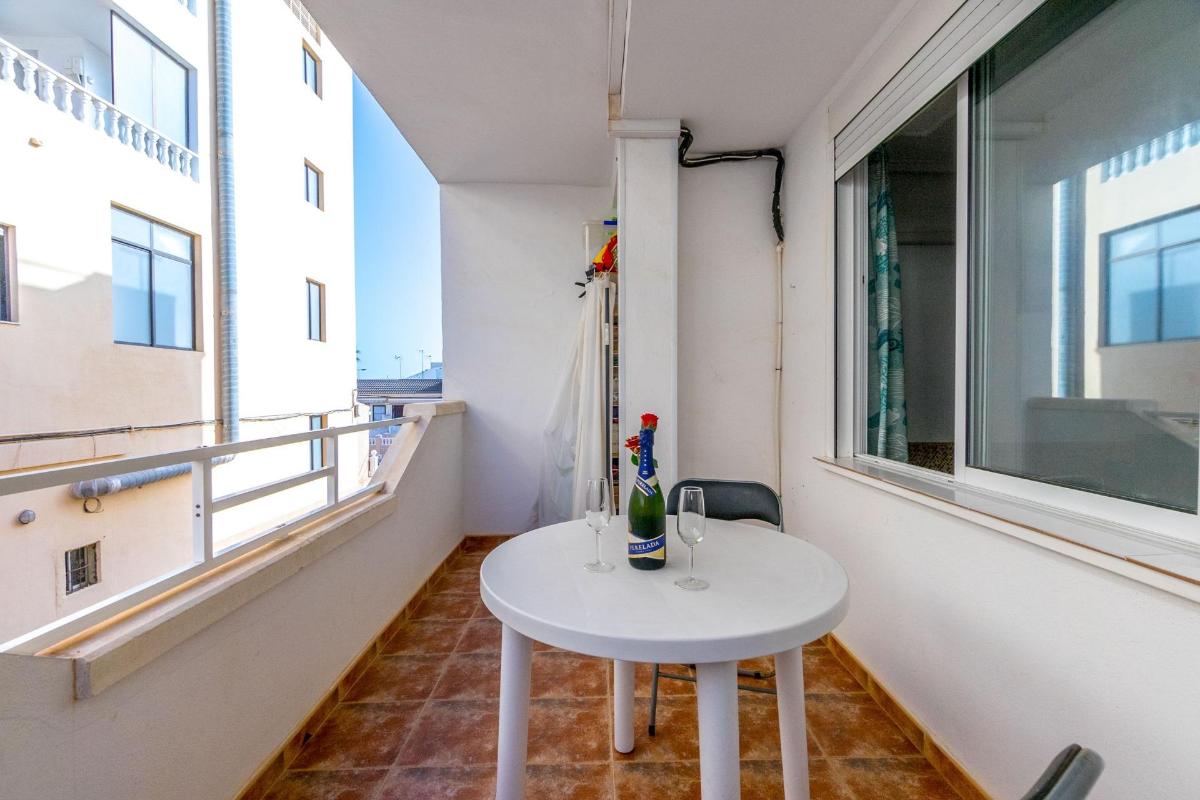 Wohnung in Torrevieja, Alicante, Spanien 3 Schlafzimmer, 68 m2 Nr. 183846