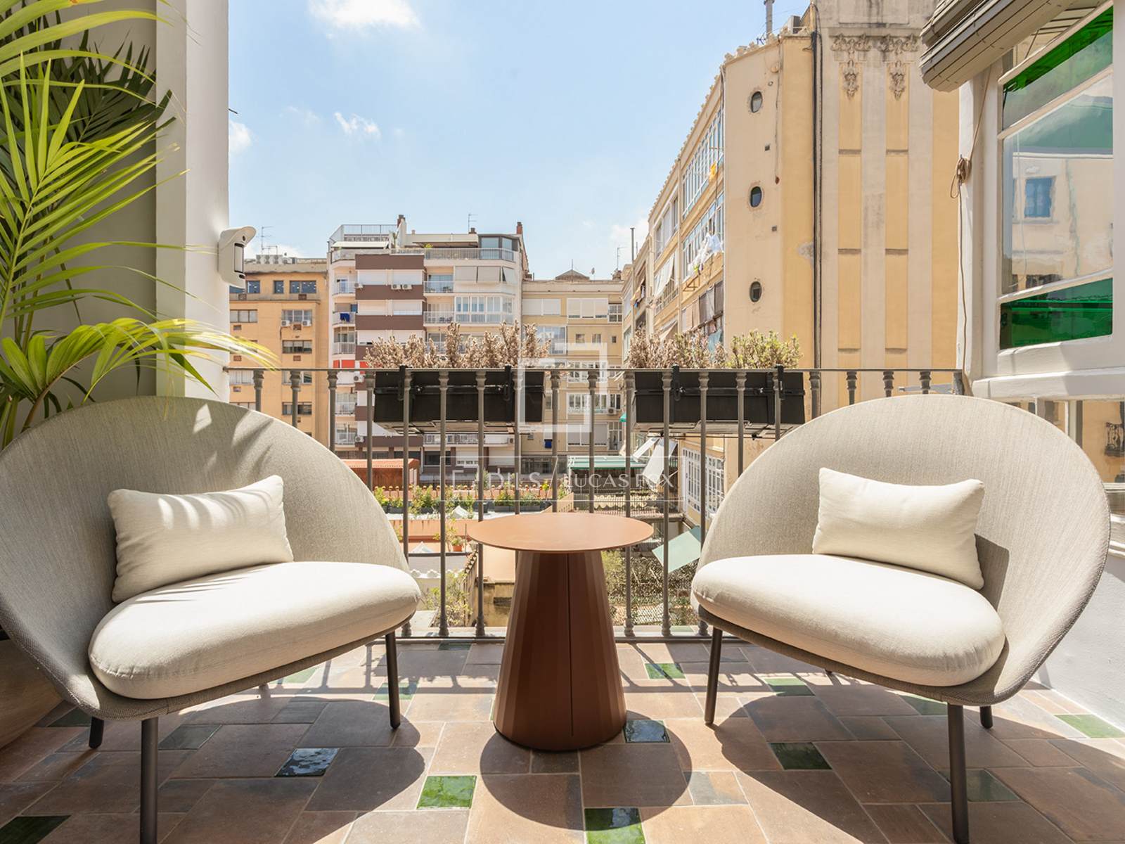 Apartament w Barcelona, Hiszpania 4 sypialnie, 231 mkw. nr 193684