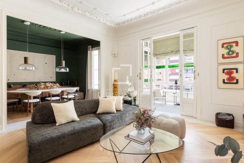 Apartment in Barcelona, Spain 4 bedrooms, 231 sq.m. No. 193684
