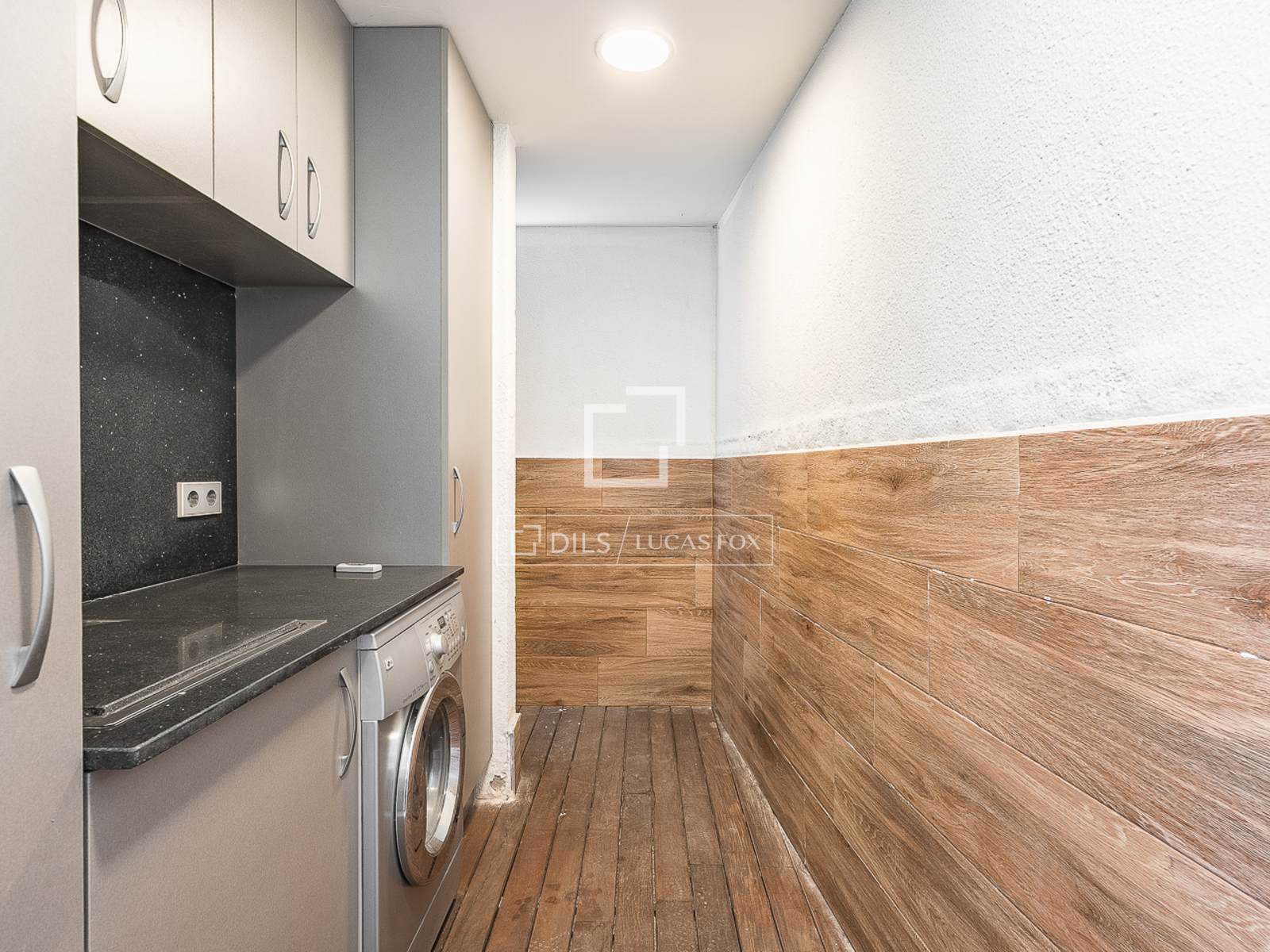 Villa Barcelona, Spānijā 4 istabas, 326 m2 Nr. 193686