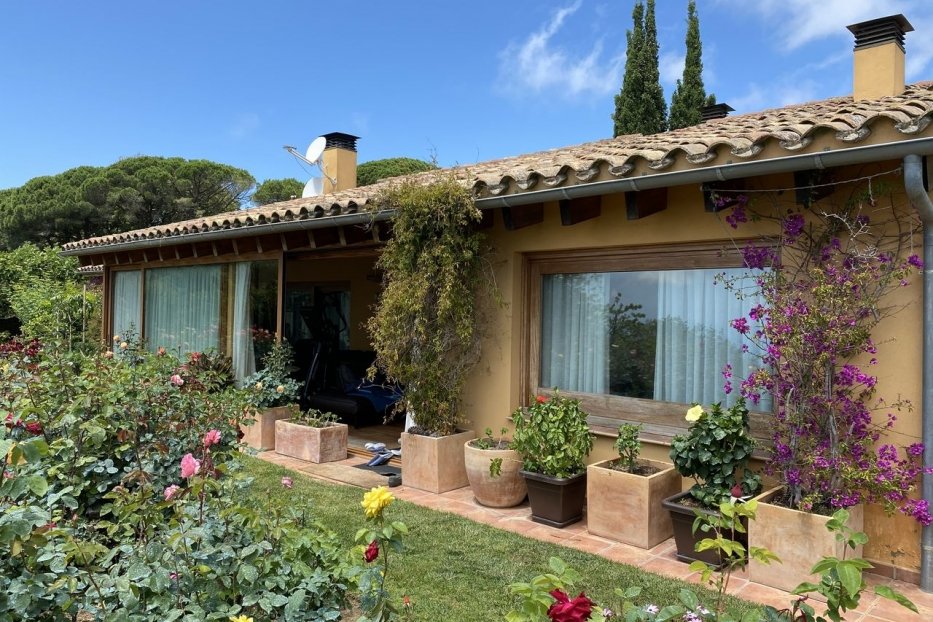 Villa a Sant Andreu de Llavaneres, Barcelona, Spagna 3 camere da letto, 350 mq. N° 78320