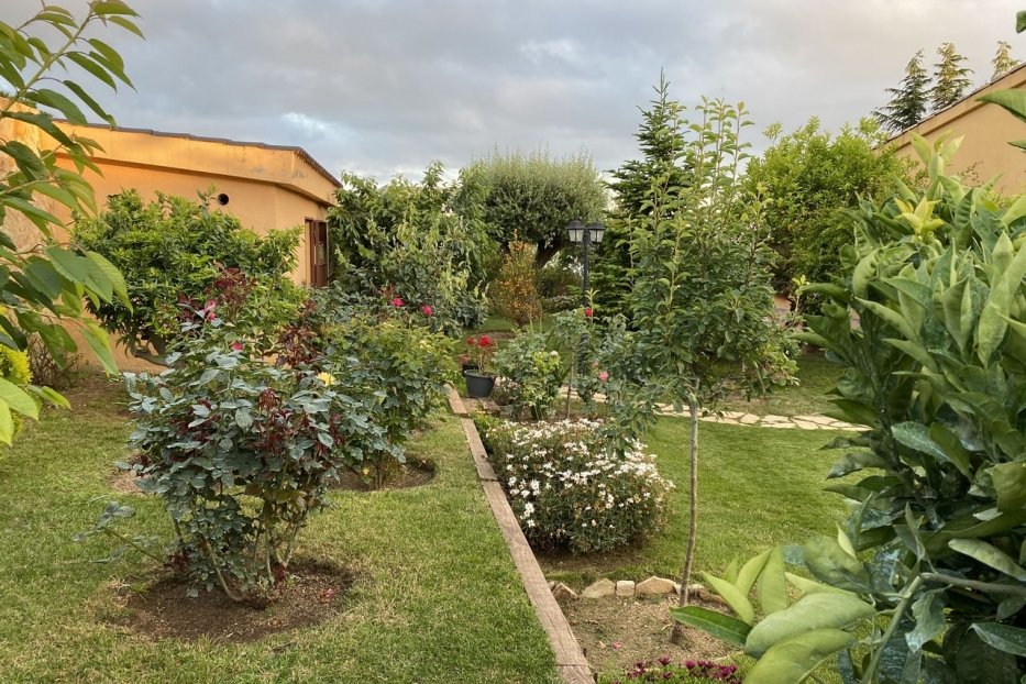 Villa a Sant Andreu de Llavaneres, Barcelona, Spagna 3 camere da letto, 350 mq. N° 78320